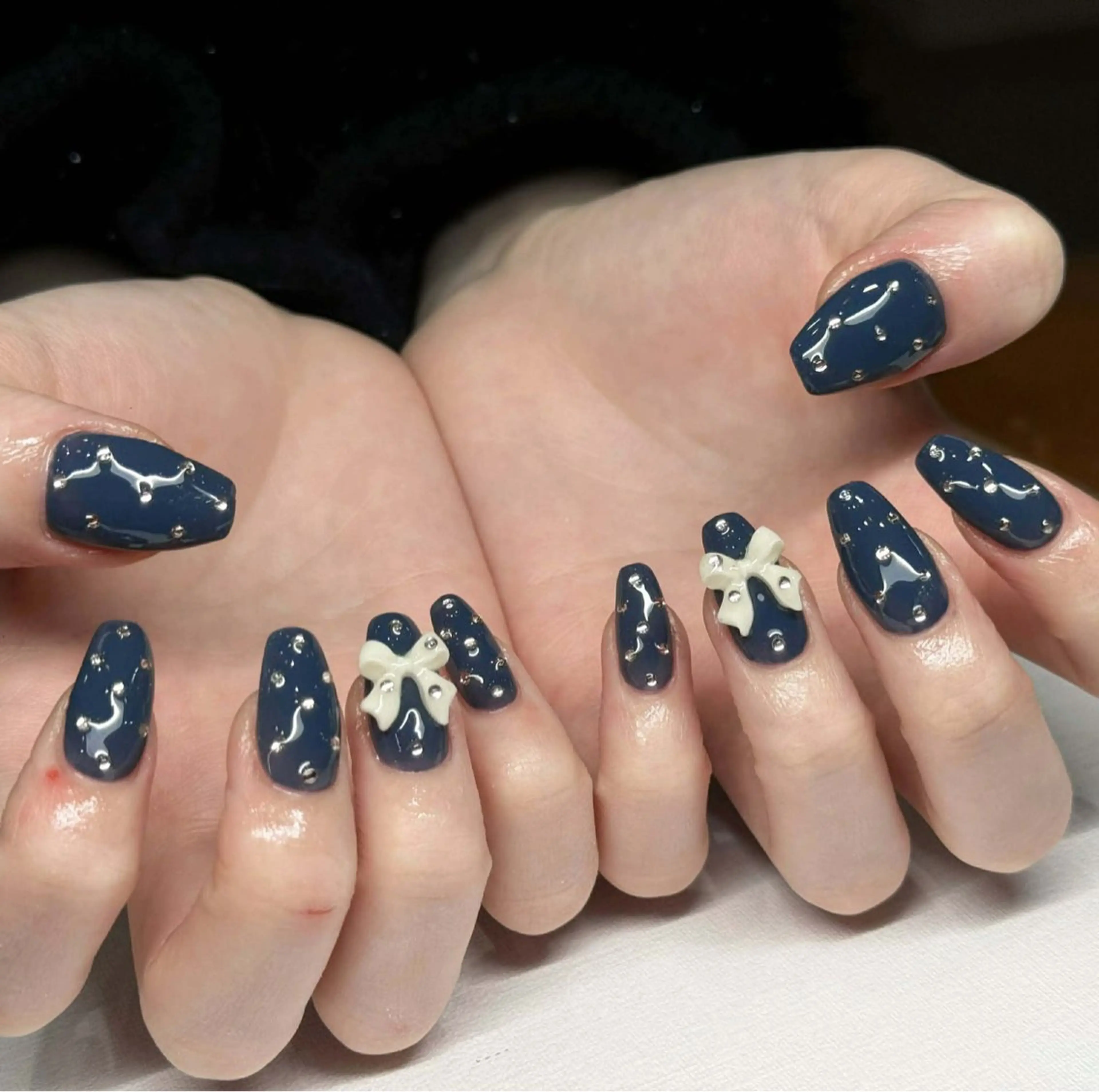 ネイル オーロラネイル ブルー チークネイル フットネイル フレンチネイル ハンドネイル REI NAのネイルデザイン