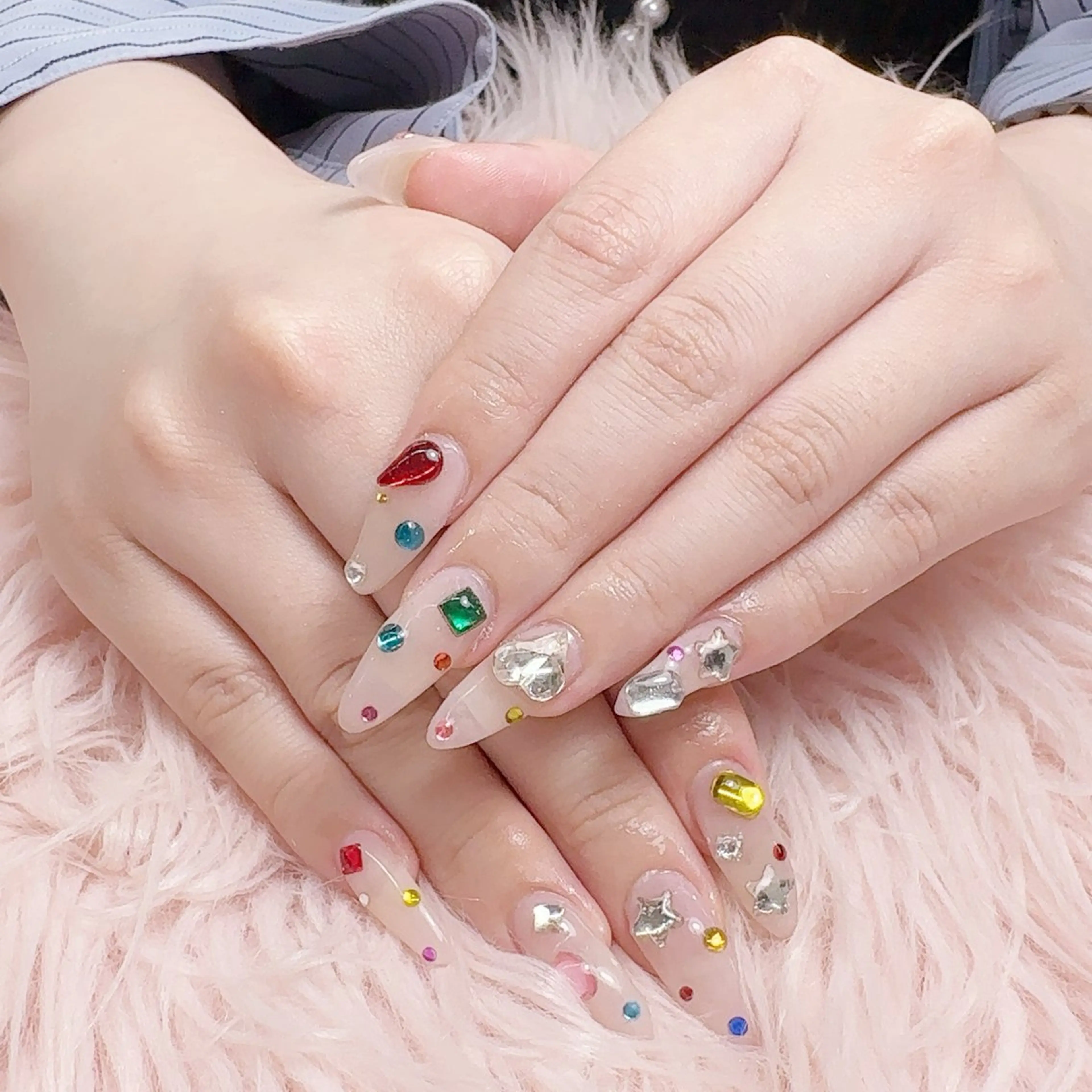 ロング ハンドネイル フットネイル ネイル&エステ asukaのネイルデザイン