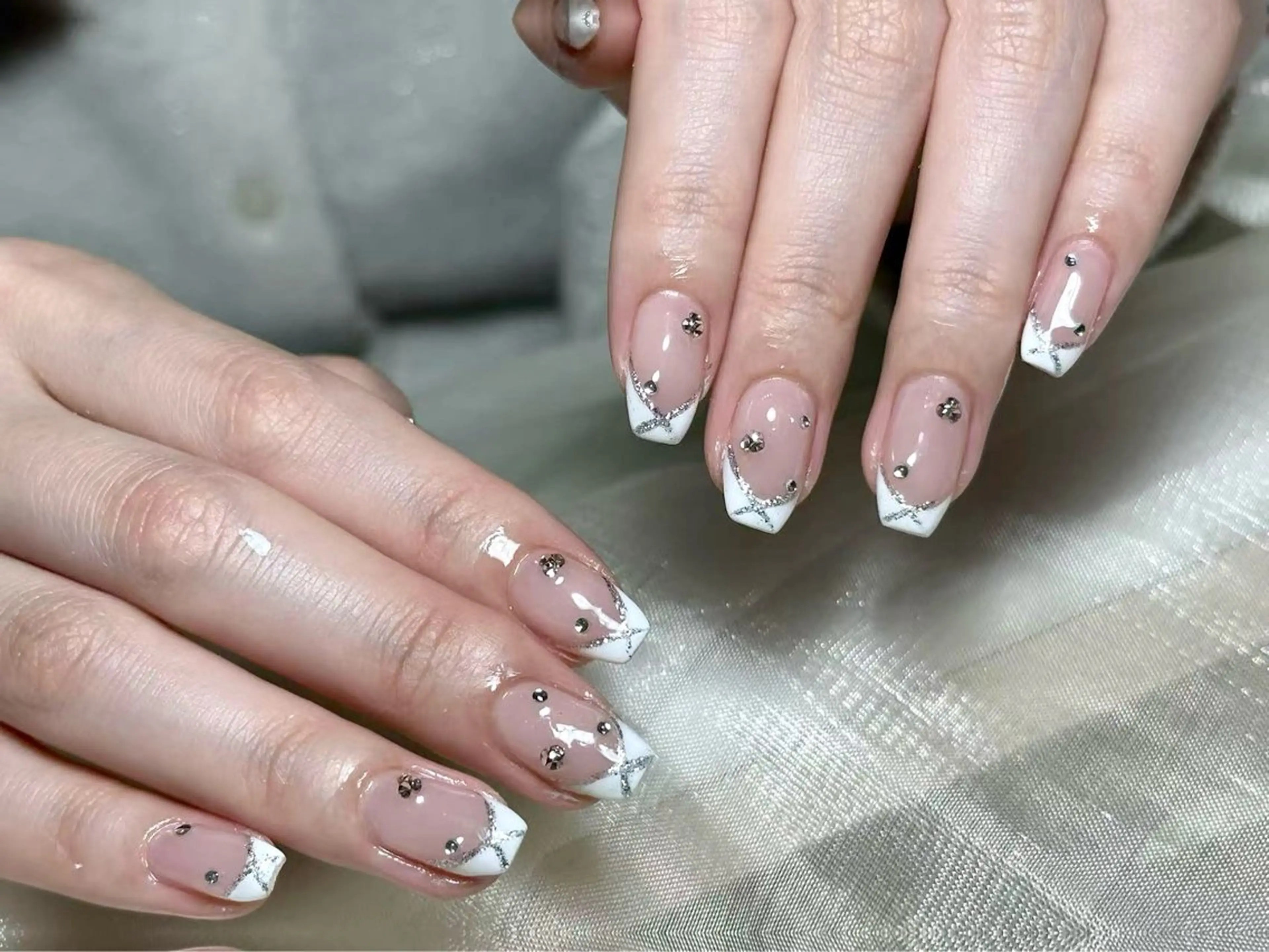 ネイル チークネイル 長さ出し フレンチネイル グラデーション マグネットネイル ハンドネイル ハンドケア ⭐️Syu Rei⭐️のネイルデザイン