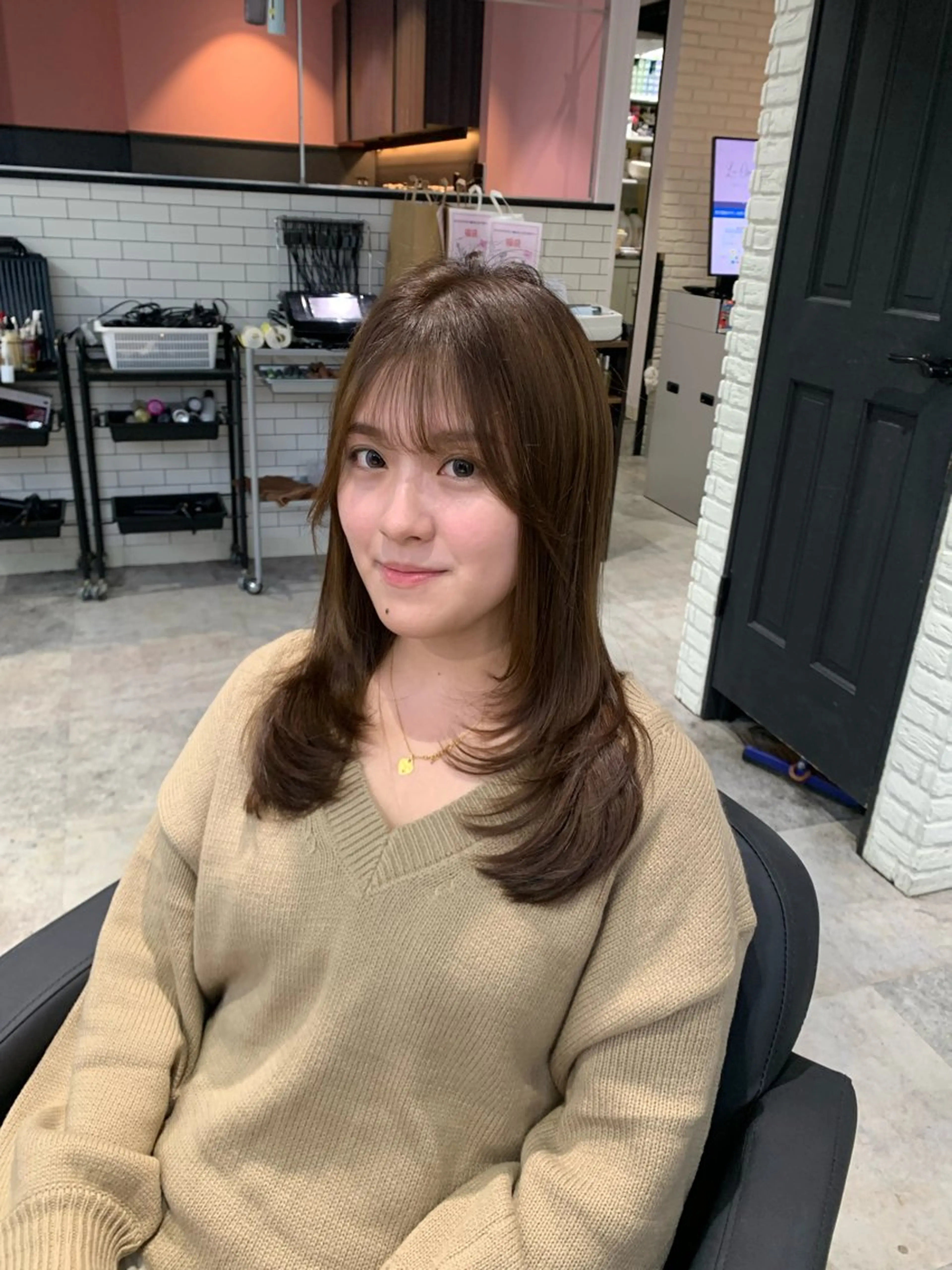 ロング カット ヘアカラー トリートメント 🎀韓国風顔周り× 透明感/梅田/アリサのヘアスタイル