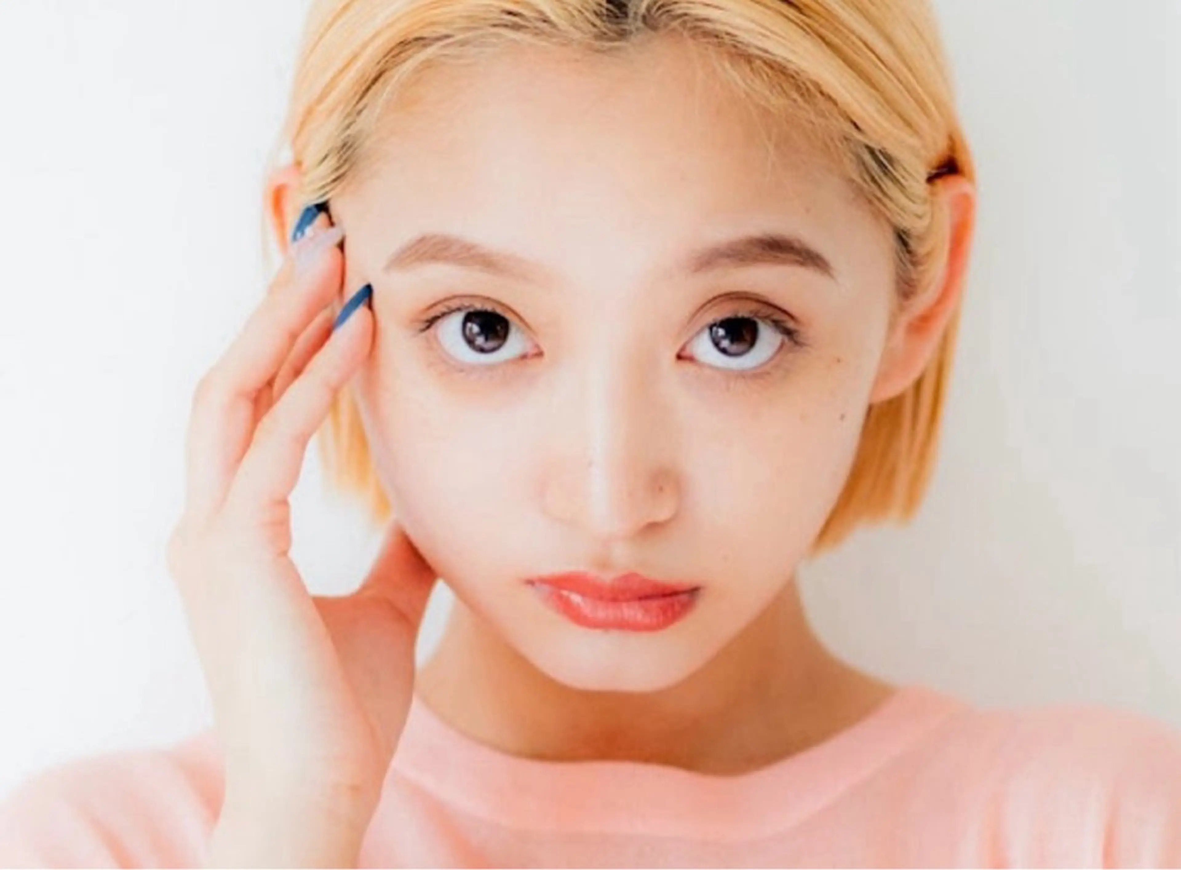 《ナチュラル眉🌱》美眉アイブロウWAX+間引き (メイク込)の写真