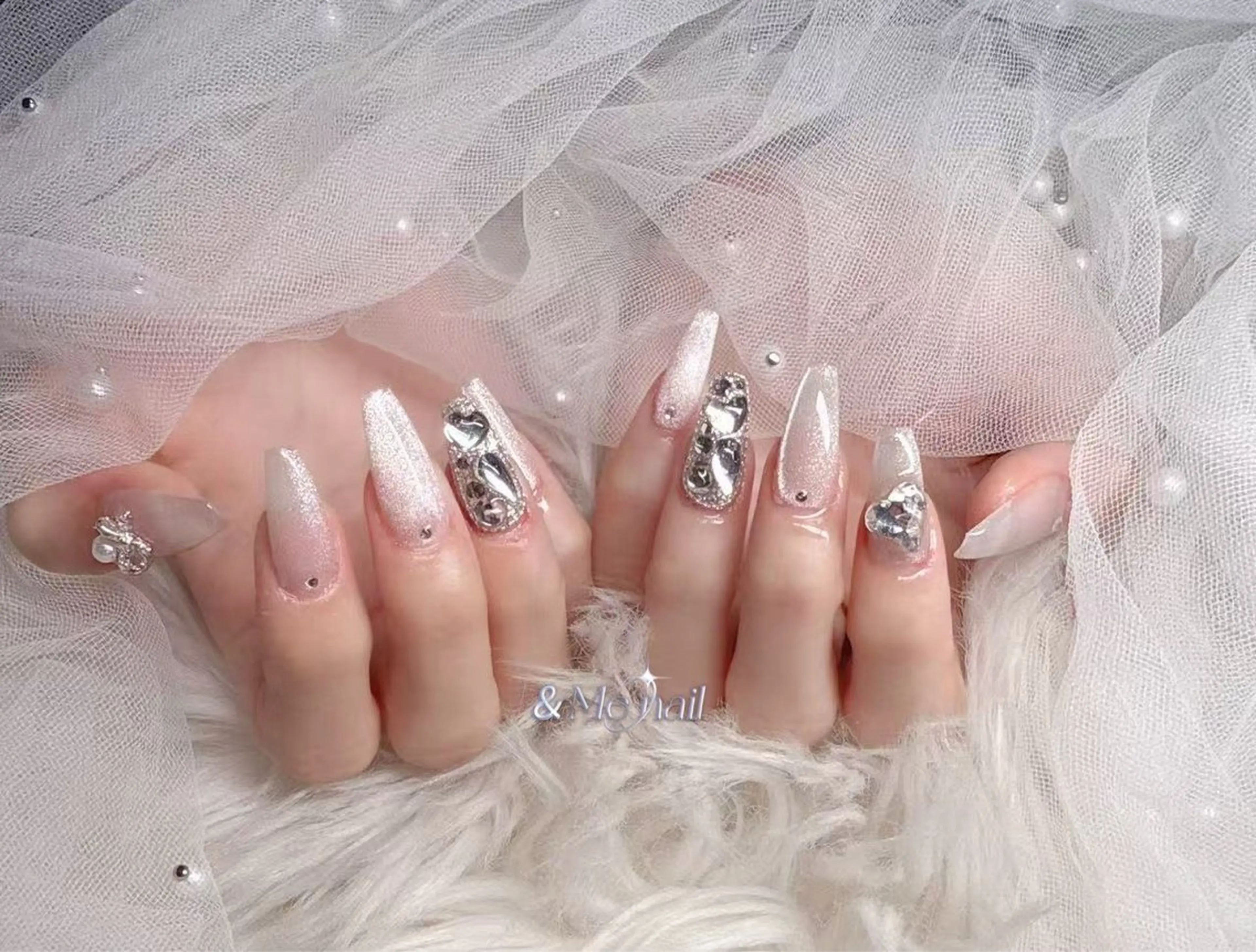 ネイル ハンドネイル ＆ME アンドミーのネイルデザイン