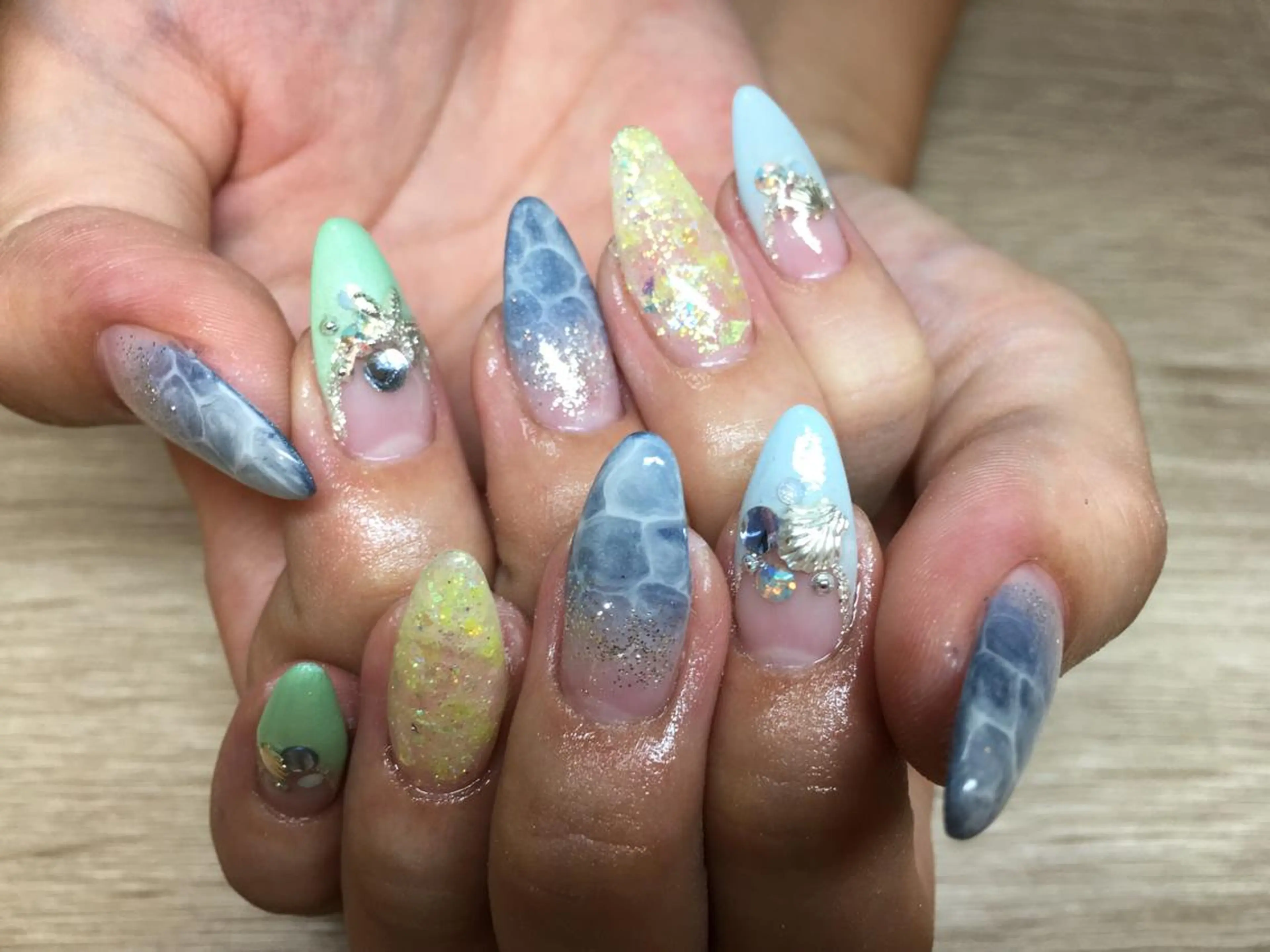 ネイル syuri nailのネイルデザイン