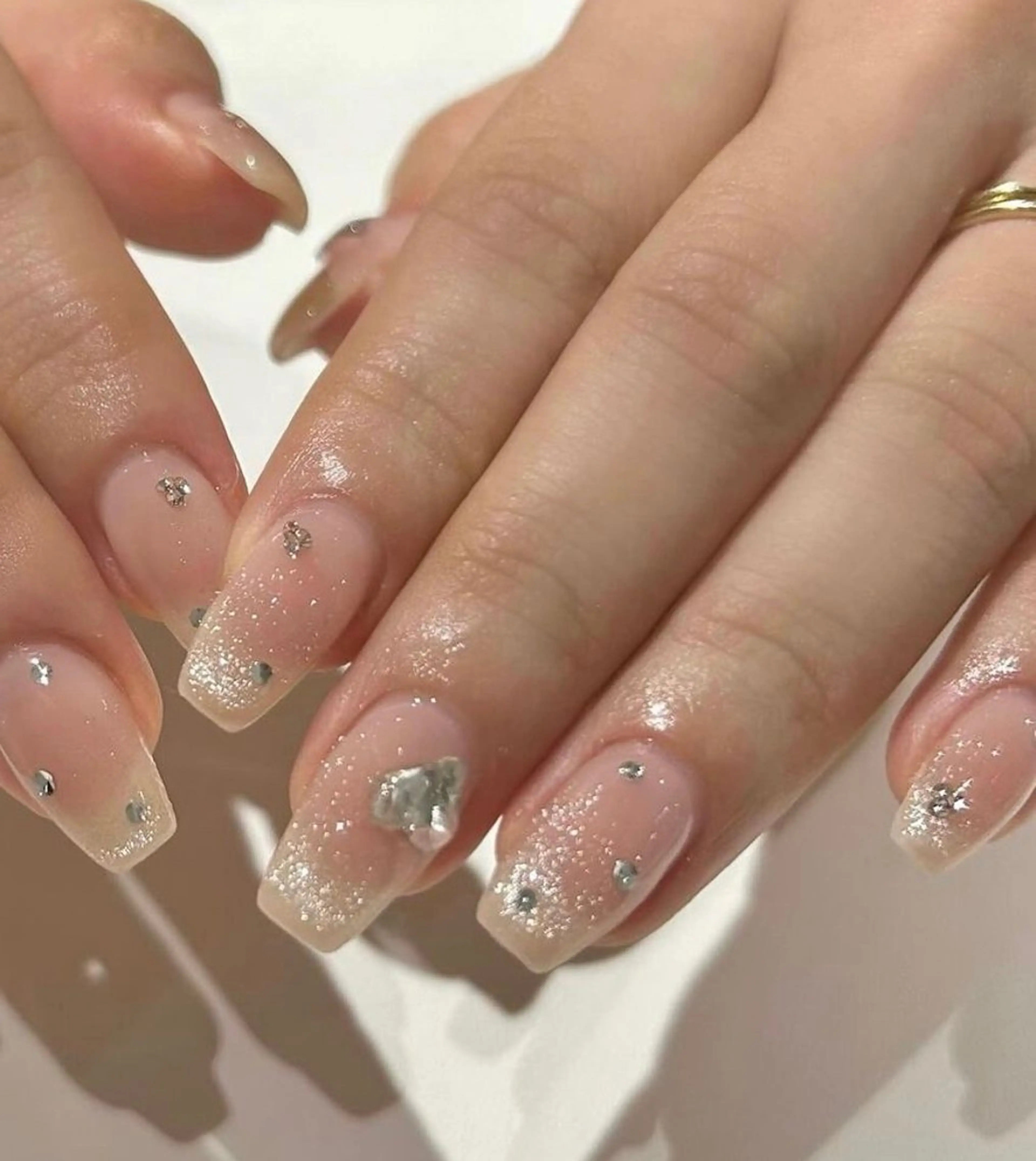 ネイル HIN NAILのネイルデザイン