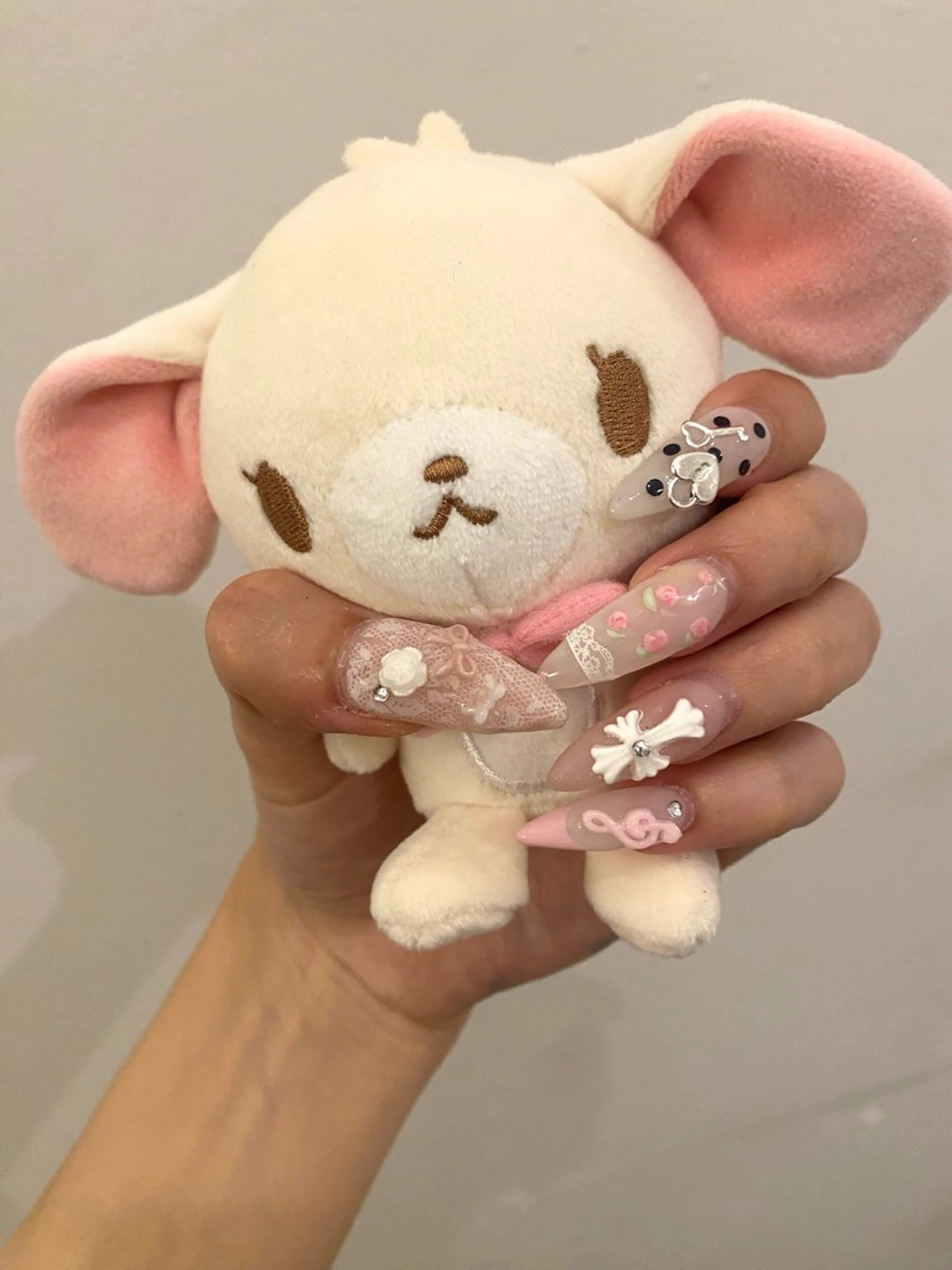 ネイル 佐藤 輝桜理のネイルデザイン