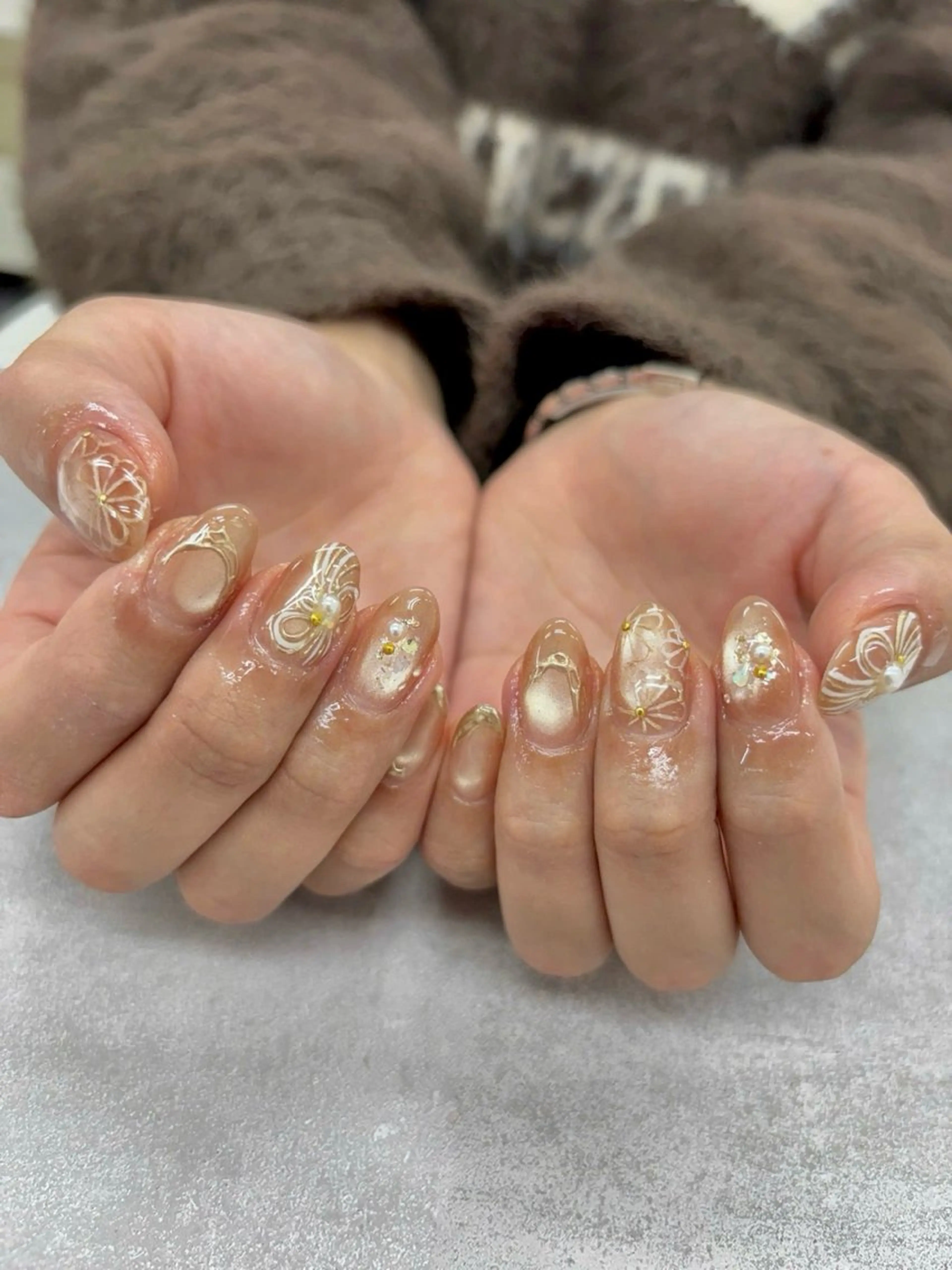 ネイル アートネイル オーロラネイル チークネイル 長さ出し フットネイル ハンドネイル ハンドケア Hazuki nailのネイルデザイン