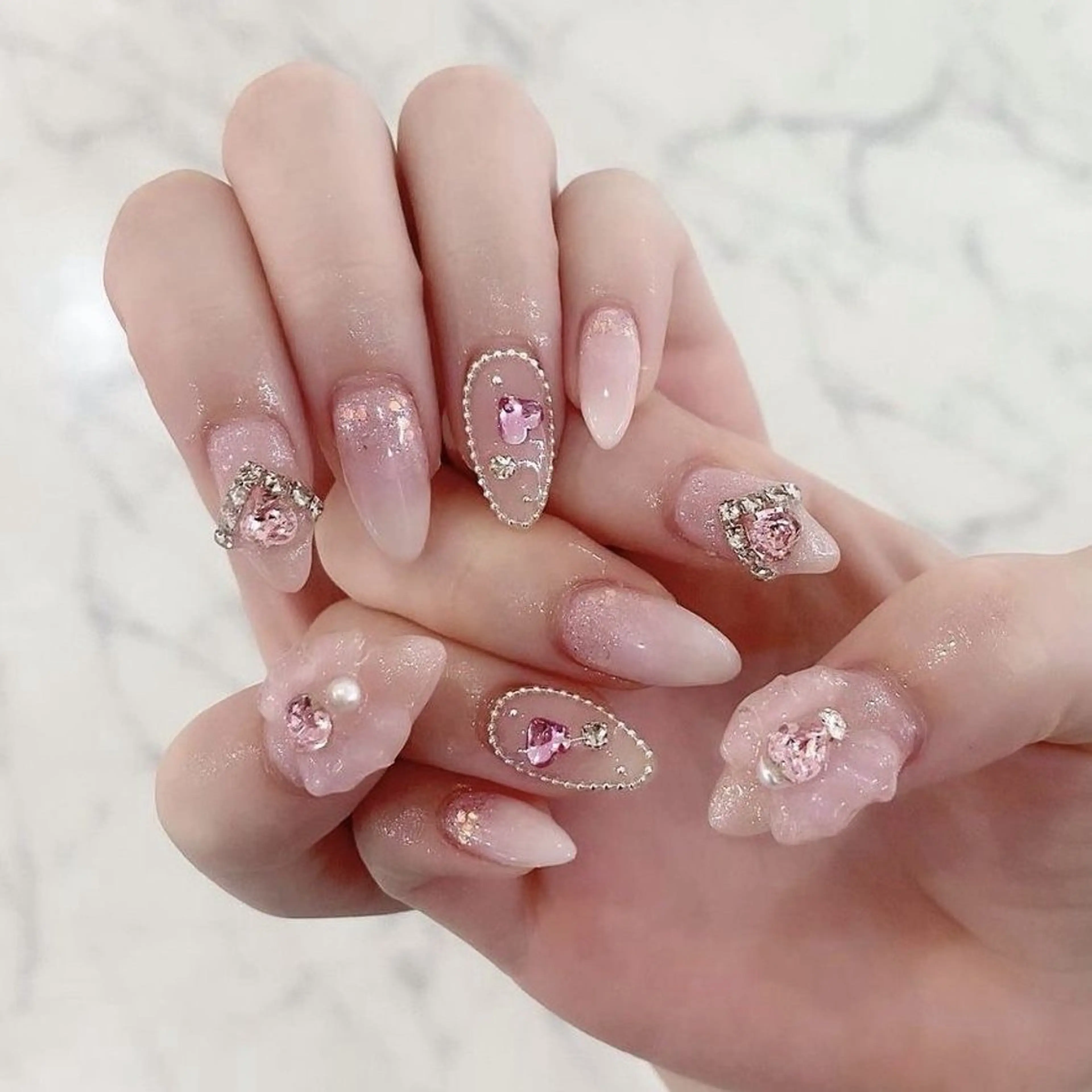 ネイル ハロウィン マグネットネイル ミラーネイル ニュアンスネイル ネイルチップ Lee Nailsのネイルデザイン