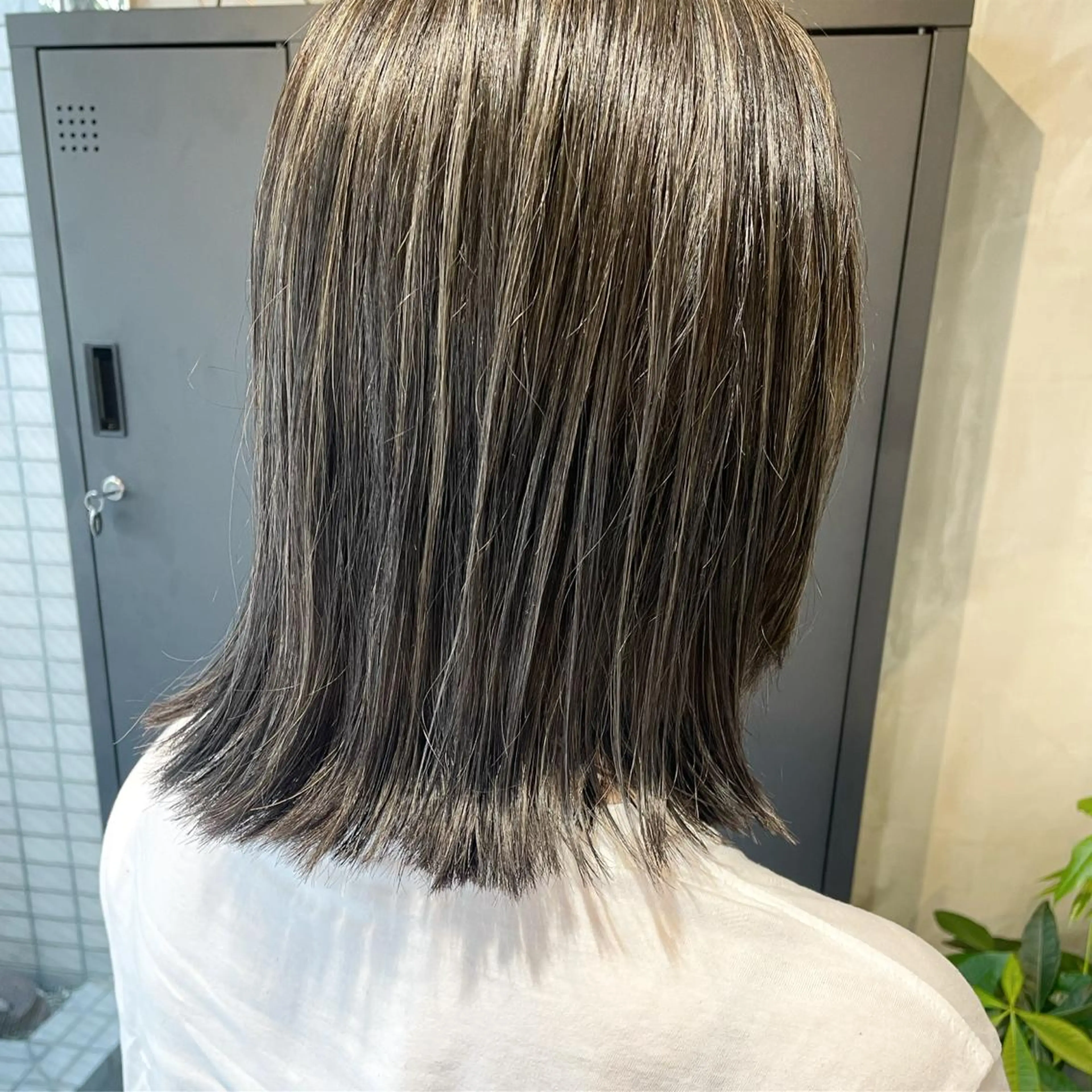 ミディアム カラー ハイライトカラー ハイライト ヘアカラー ヤマモト マイのヘアスタイル