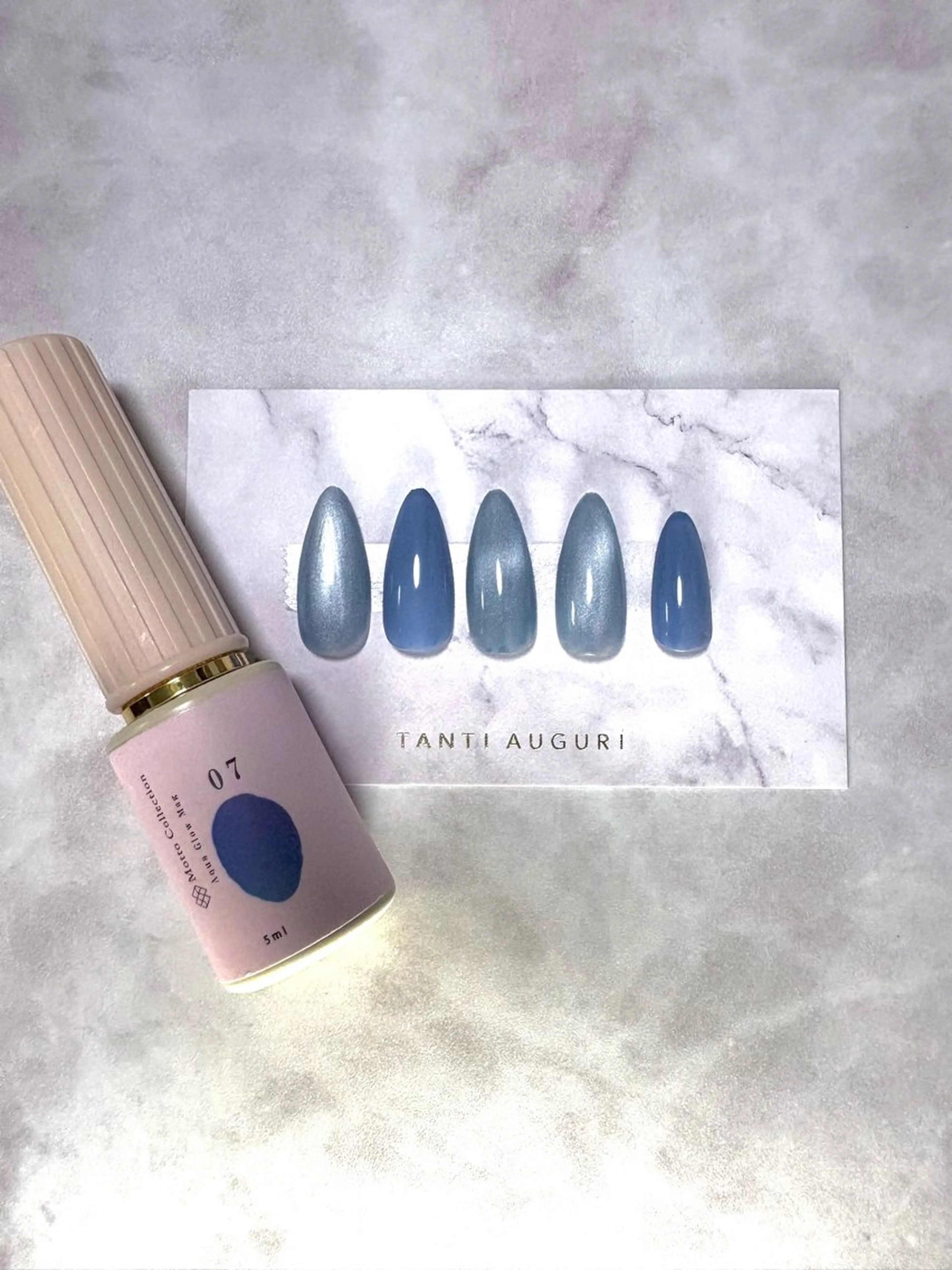 ネイル ブルー 氷ネイル・うるうるネイル マグネットネイル ハンドネイル N.nail所属・natsuki natsuのネイルデザイン