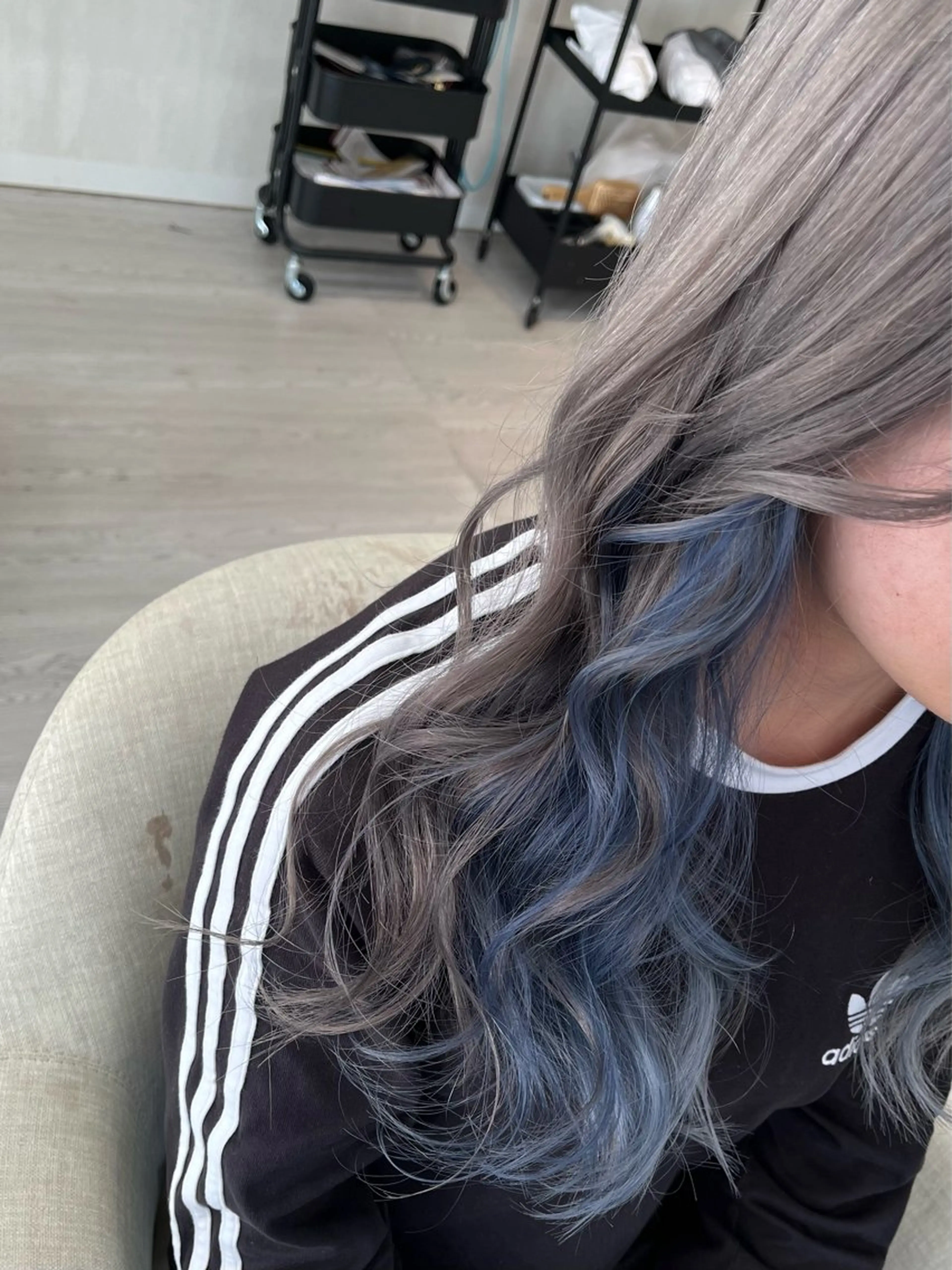 【COLOR🦋・:*+】ハイライトorインナースタイルの写真