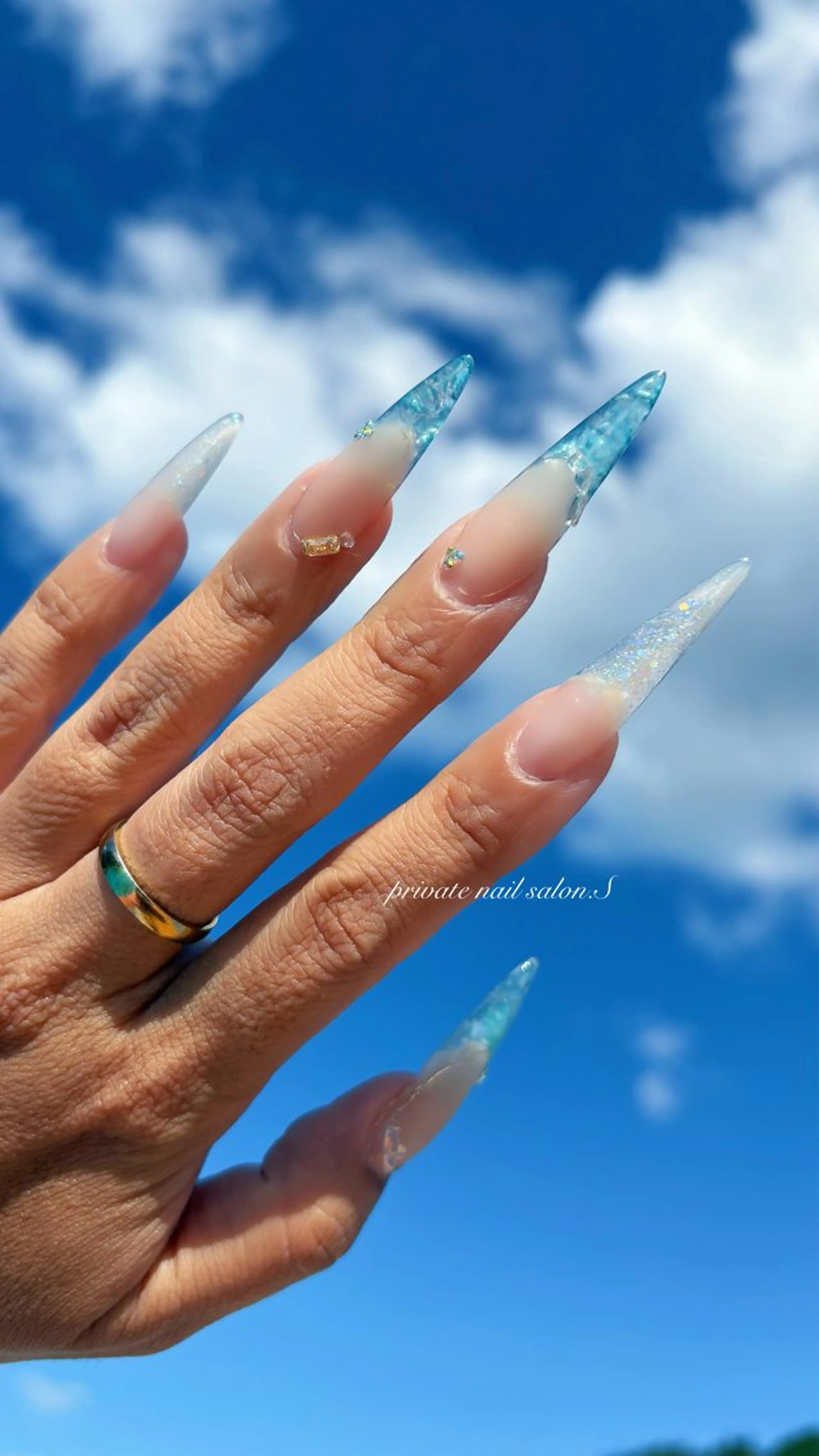 ネイル スカルプネイル ハンドネイル 関山 志乃のネイルデザイン