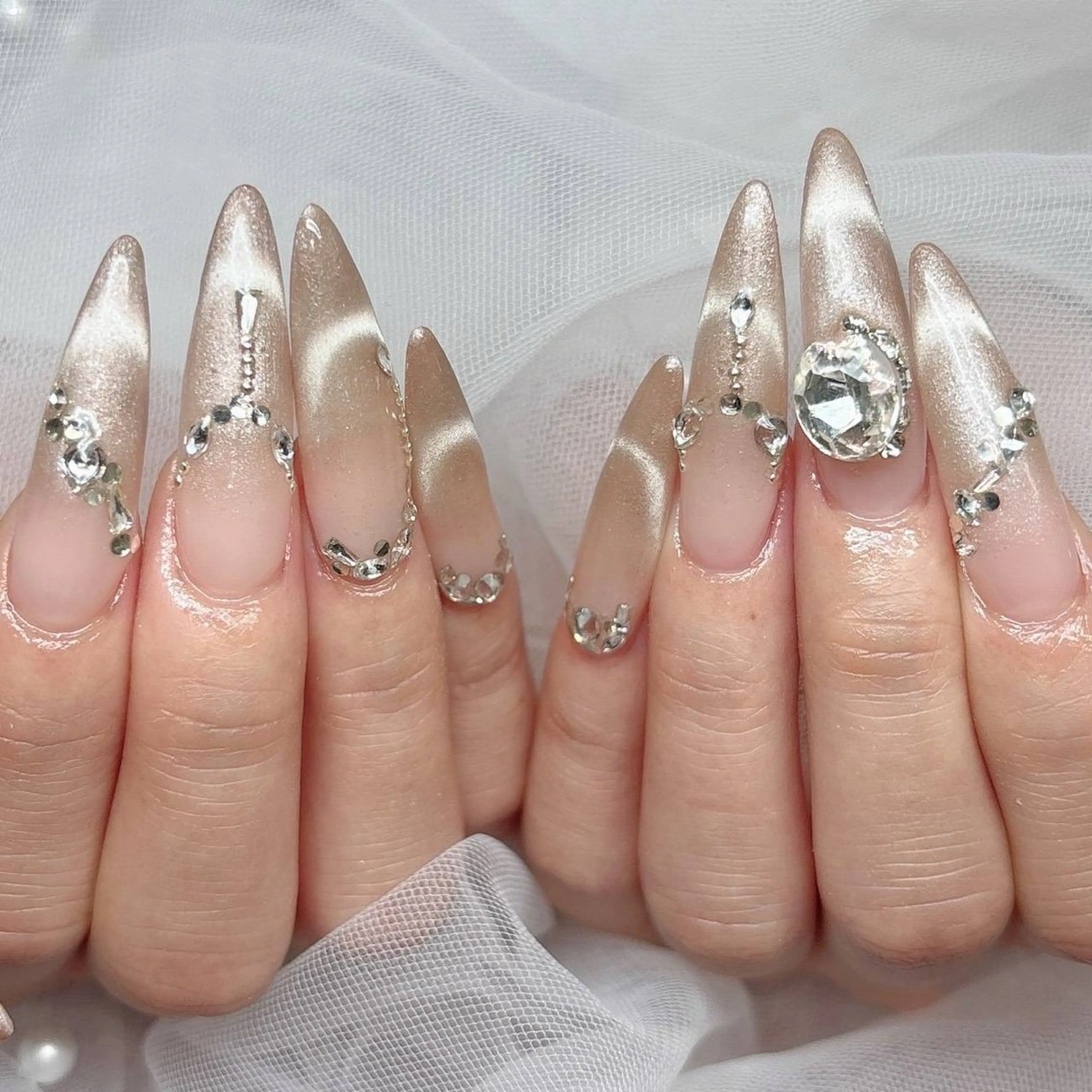 ネイル マグネットネイル ストーンネイル ワンホンネイル ハンドネイル ハンドケア Epokku ネイルサロンのネイルデザイン