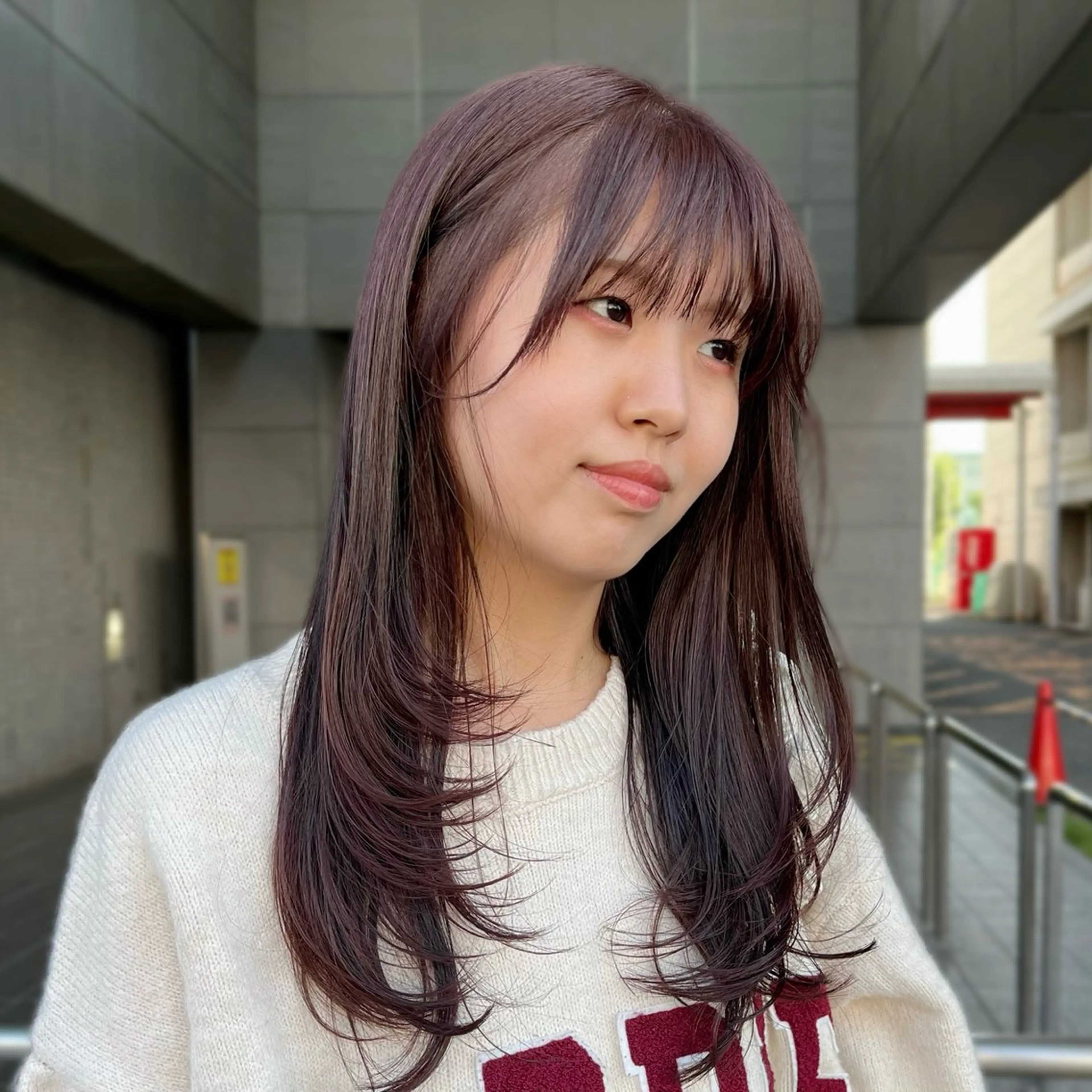 ロング たおちゃん／レイヤー ／透明感カラーのヘアスタイル