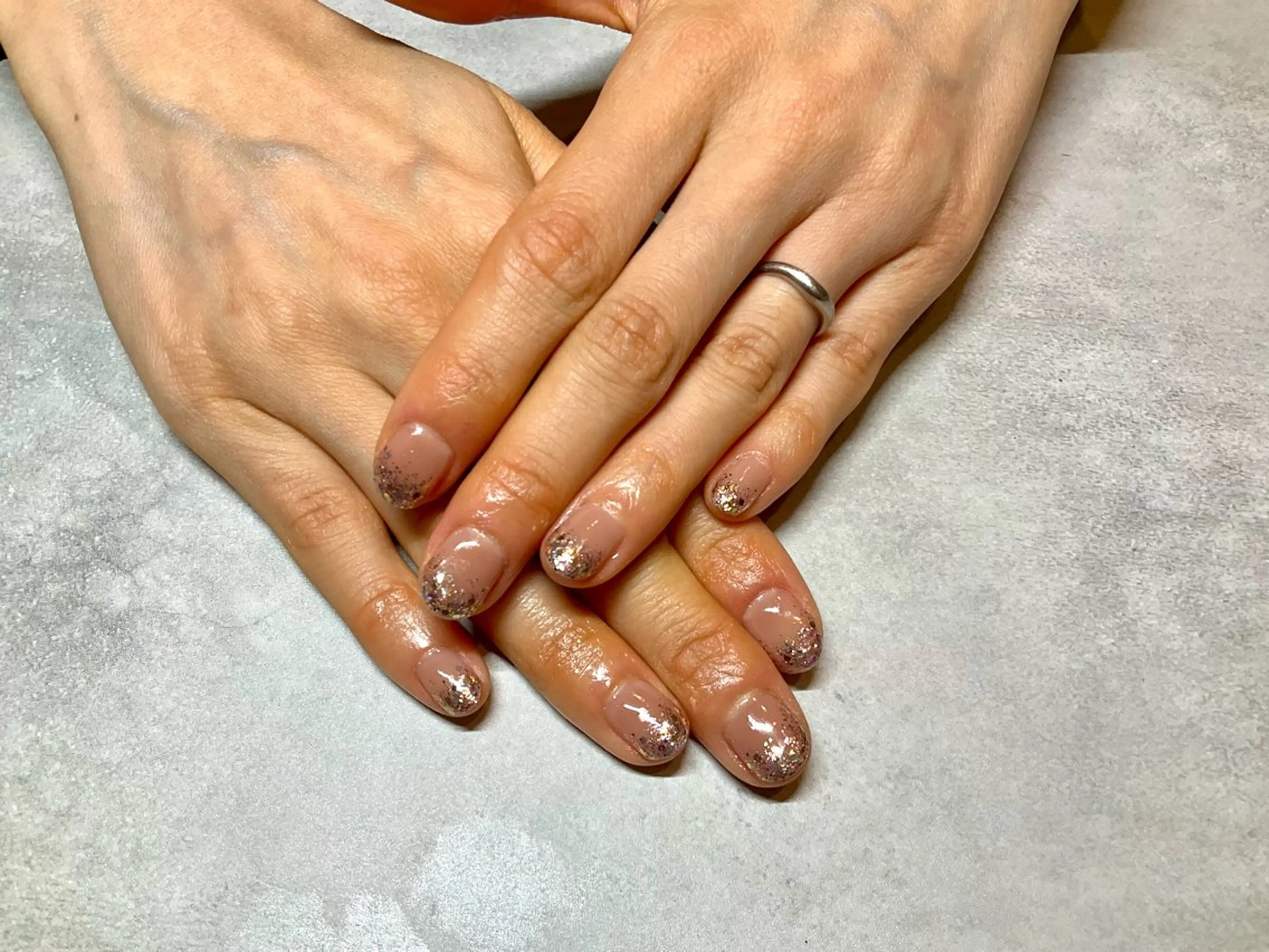 ネイル ラメ(グリッター) ラメグラデーション ハンドネイル ごとう れいこのネイルデザイン
