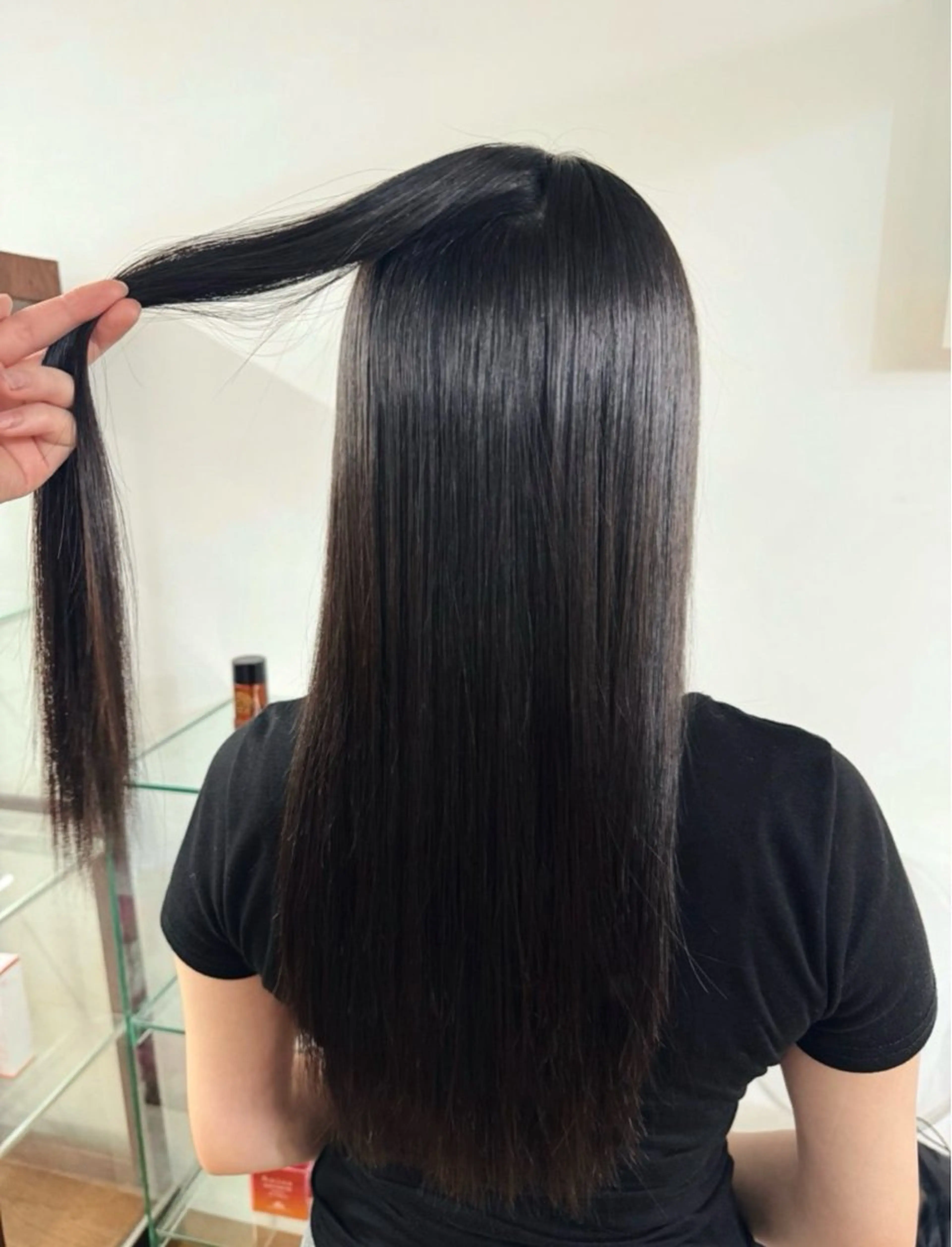 ロング パーマ 縮毛矯正 縮毛矯正 shui/艶カラー ／柔らかストレートのヘアスタイル