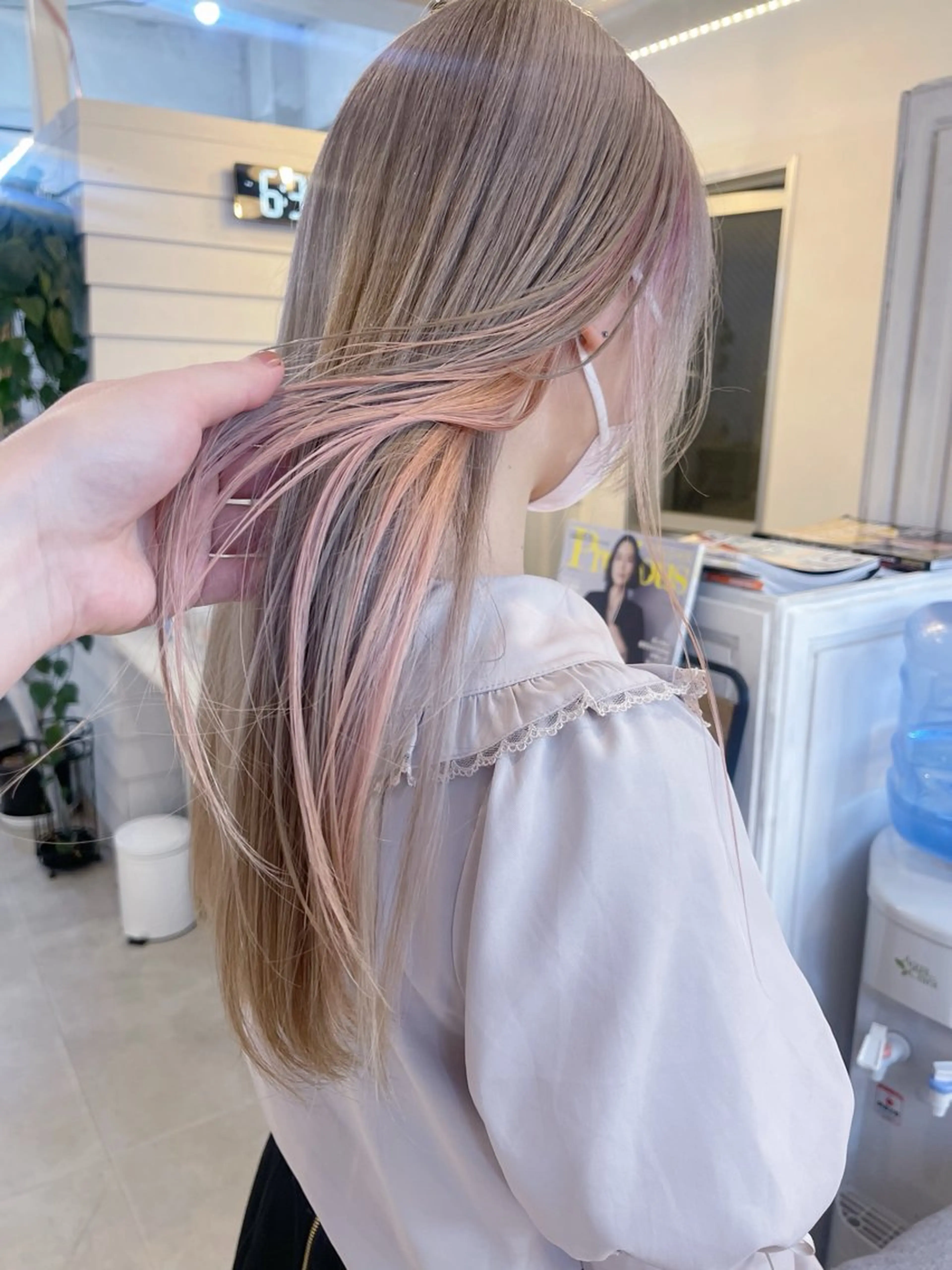 セミロング カラー デザインカラー インナーカラー ヘアカラー トリートメント AiM 大名　似合わせカットのヘアスタイル