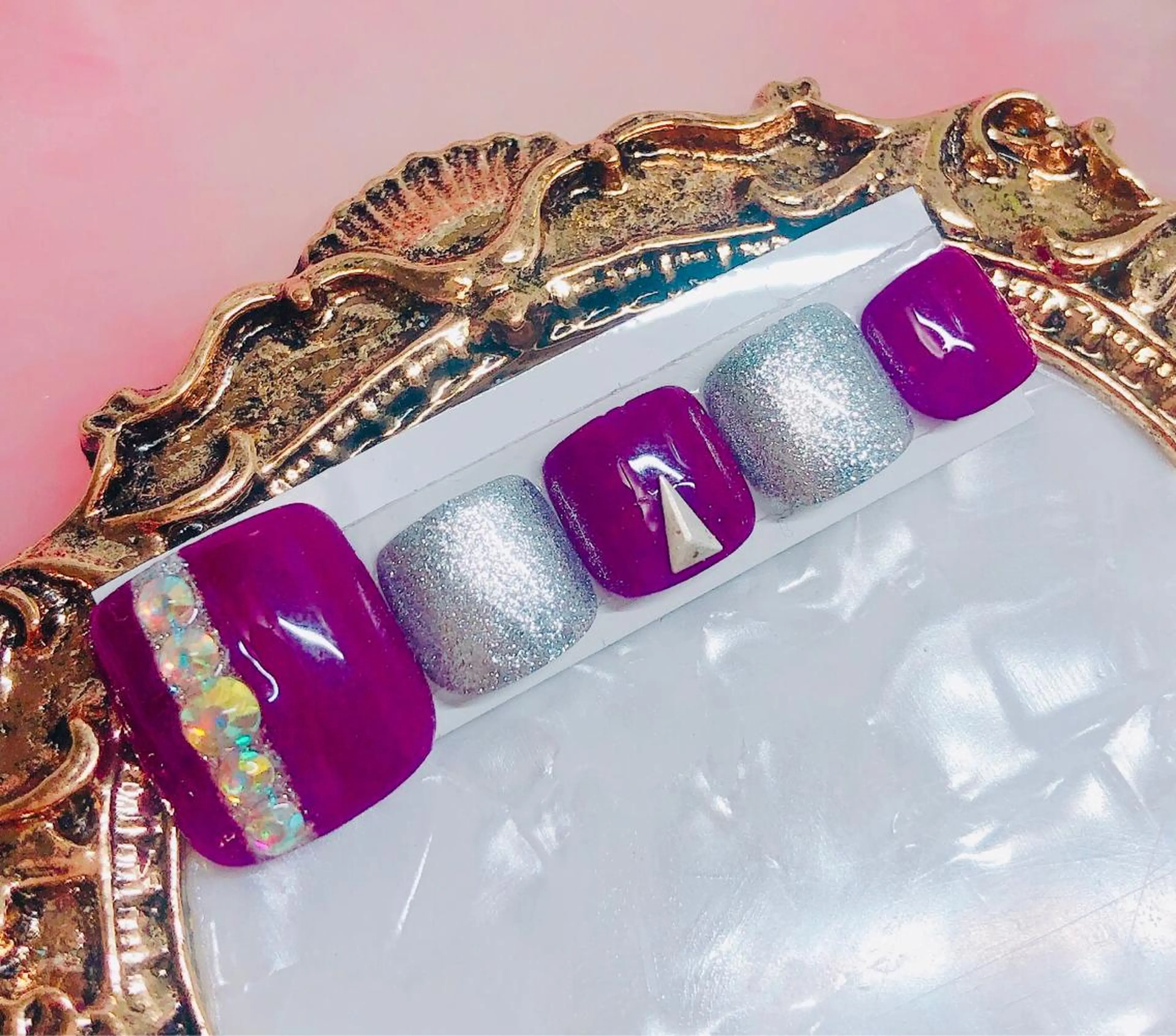 ネイル フットネイル フットネイル CROWN プライベートサロンのネイルデザイン