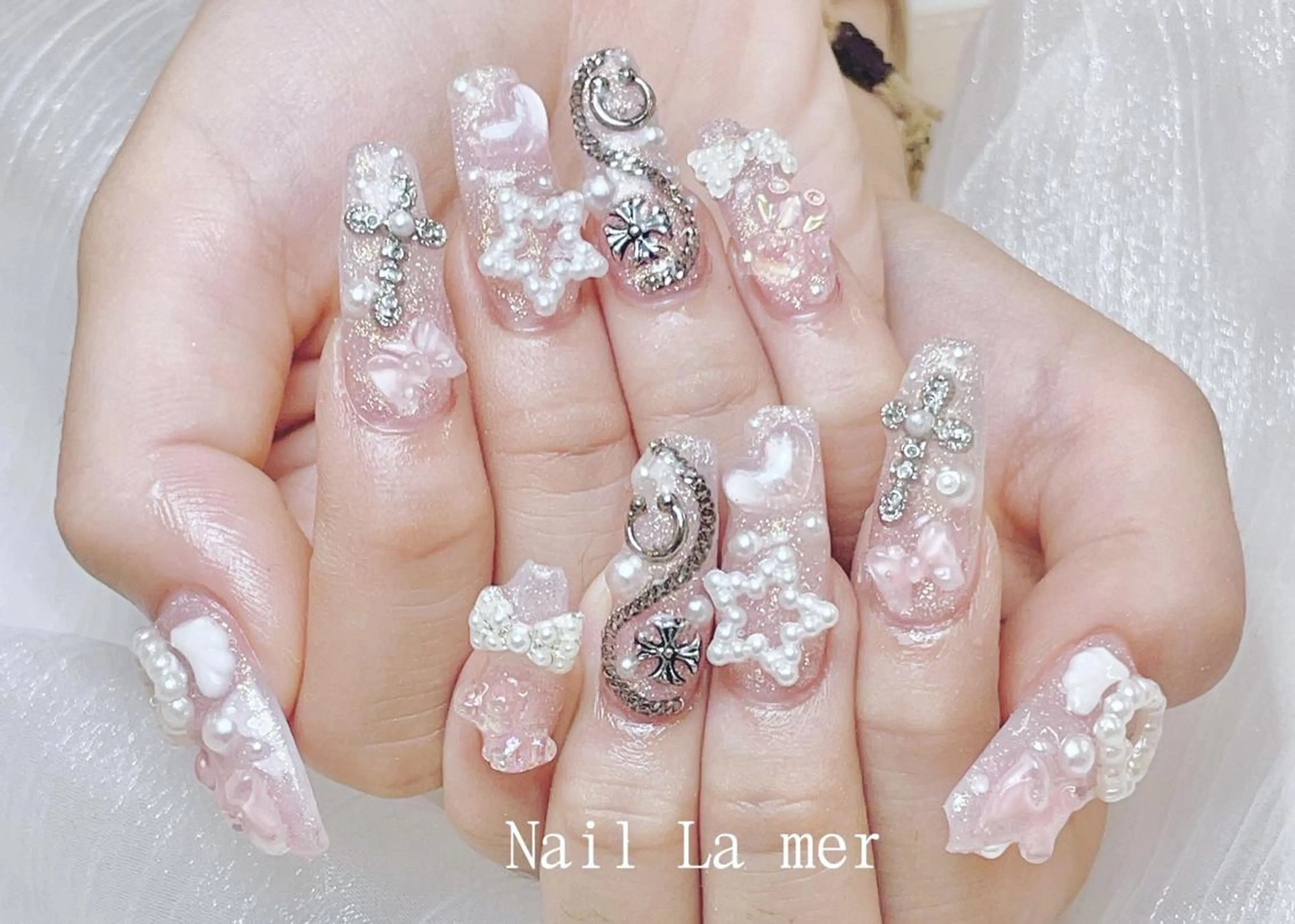 ネイル hikikibyee ♡のネイルデザイン