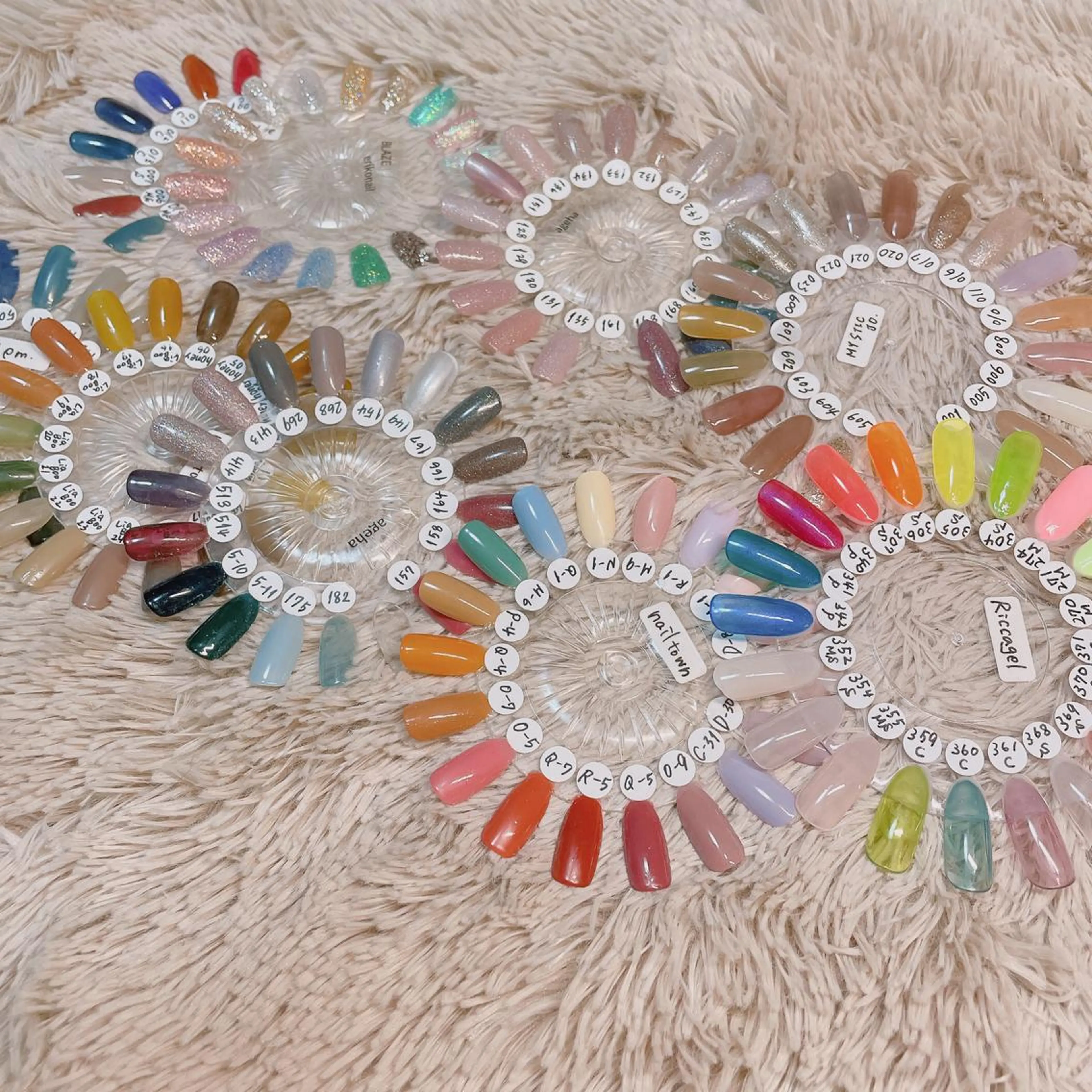 ネイル ハンドネイル nakamoto yuukaのネイルデザイン