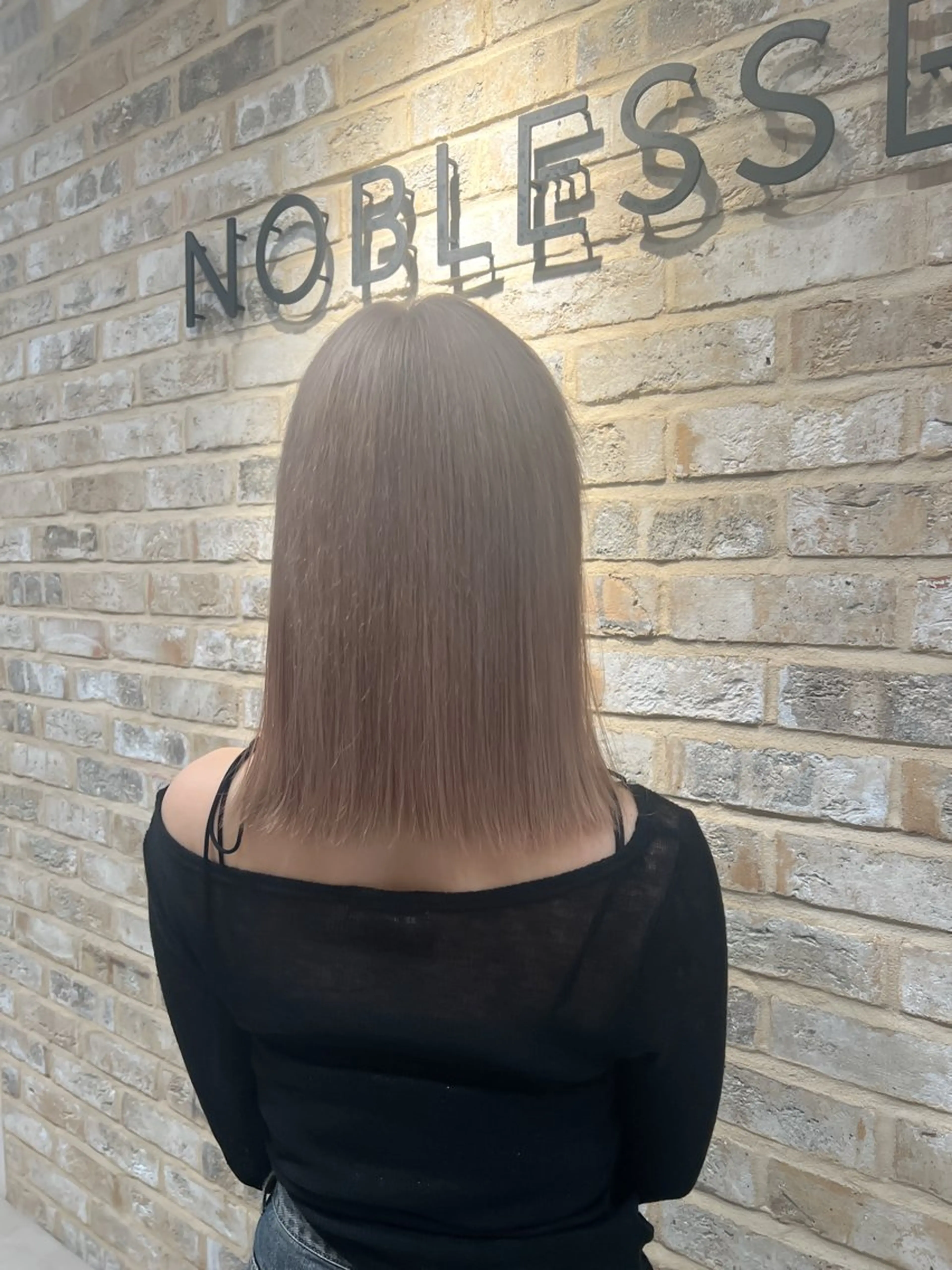 セミロング カラー 和夢/メンズカット/ パーマ/ハイトーンのヘアスタイル