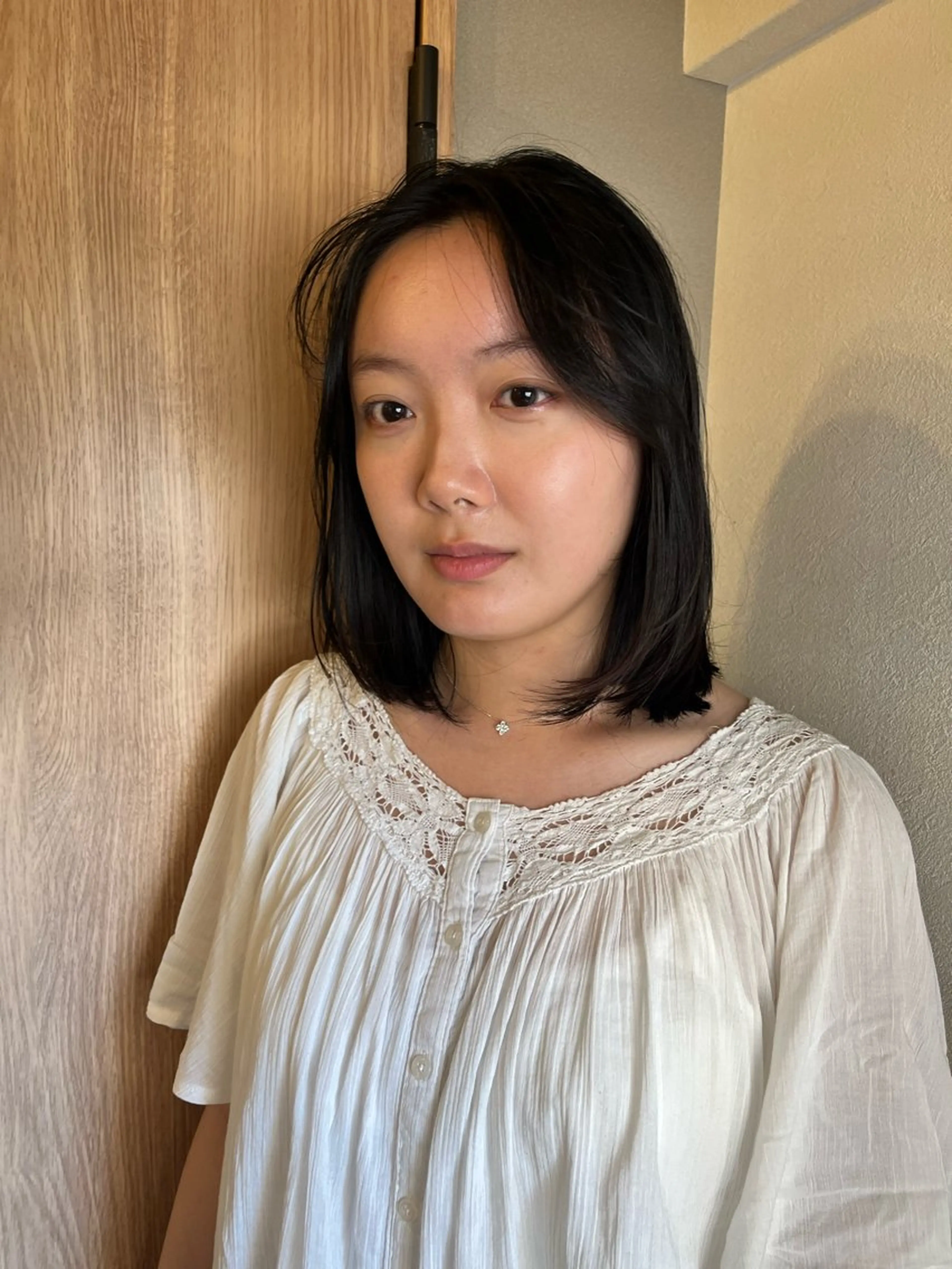 ミディアム 伊藤 由季のヘアスタイル