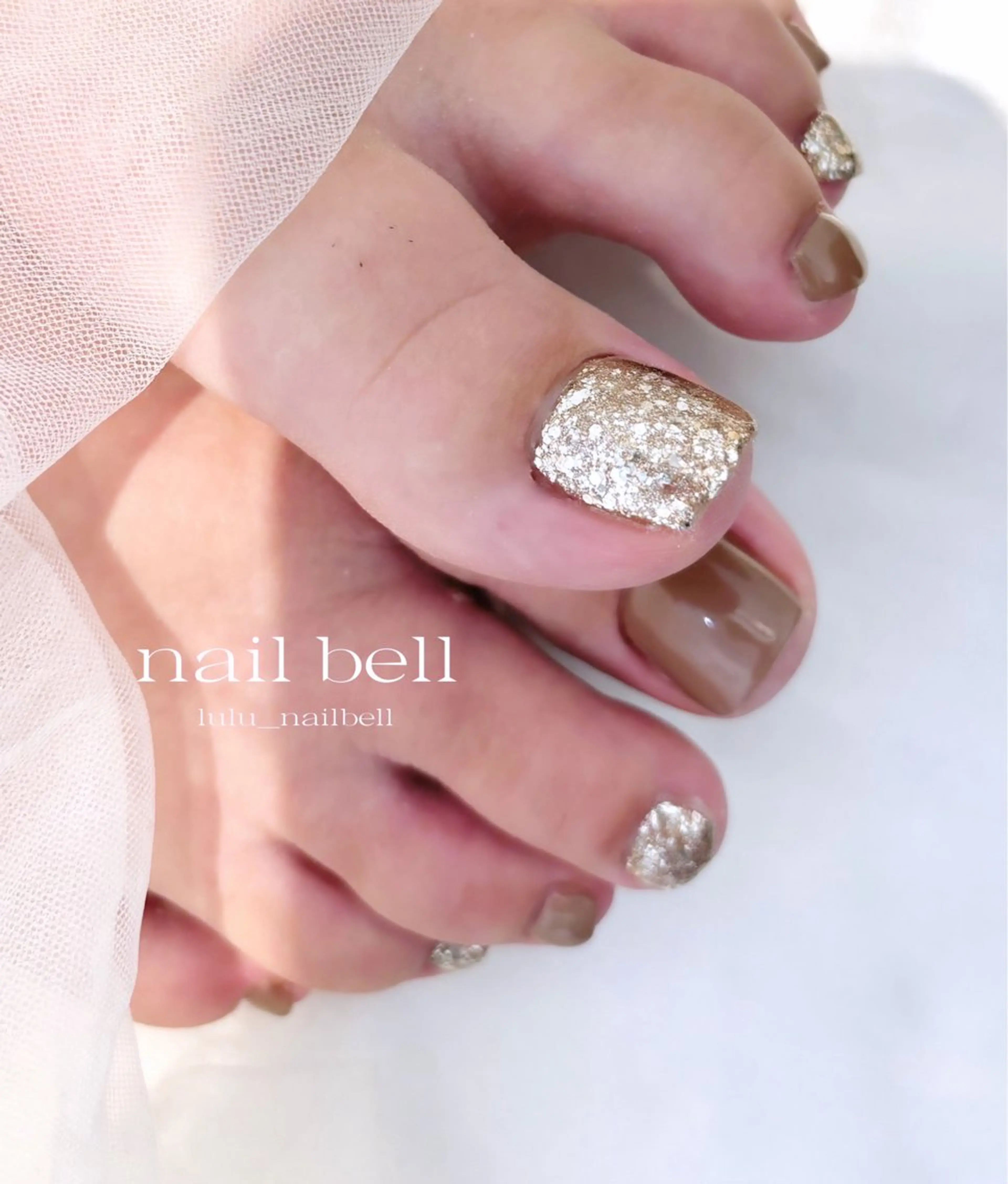 ネイル フットネイル 大人可愛いネイル🎗 Hinaのネイルデザイン