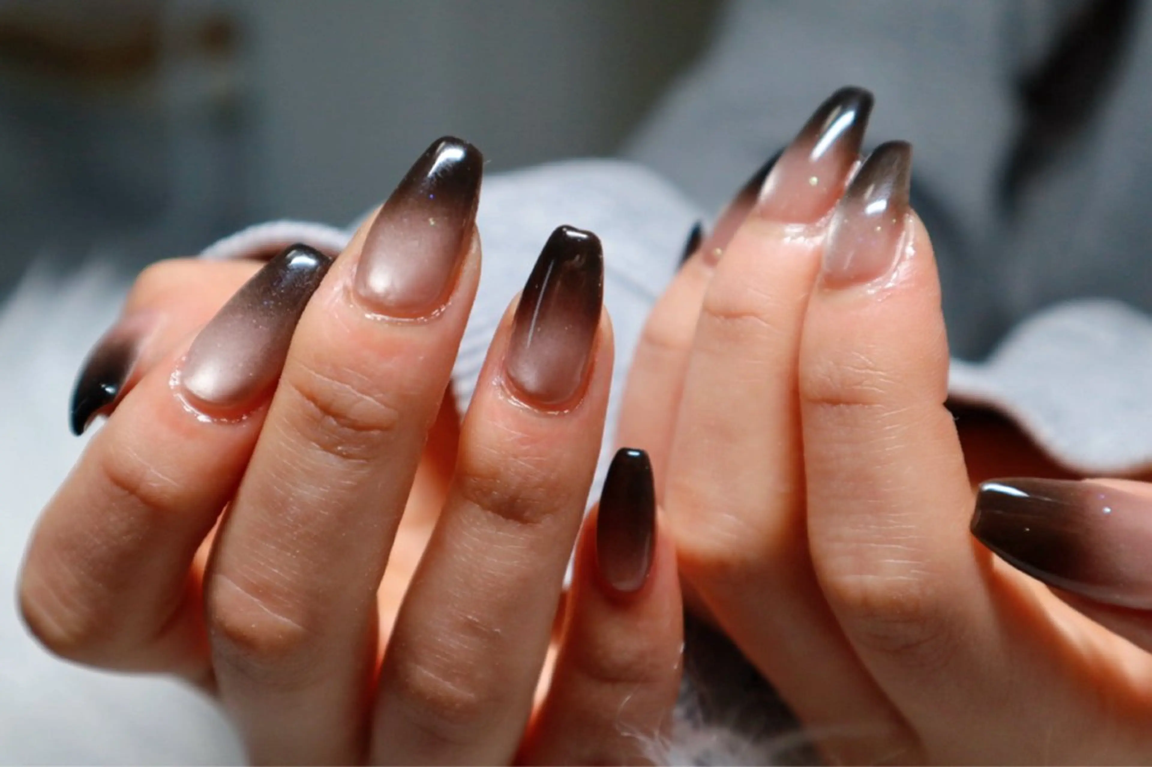 セミロング ハンドネイル 【トロワ ラパン】 Mayaのネイルデザイン