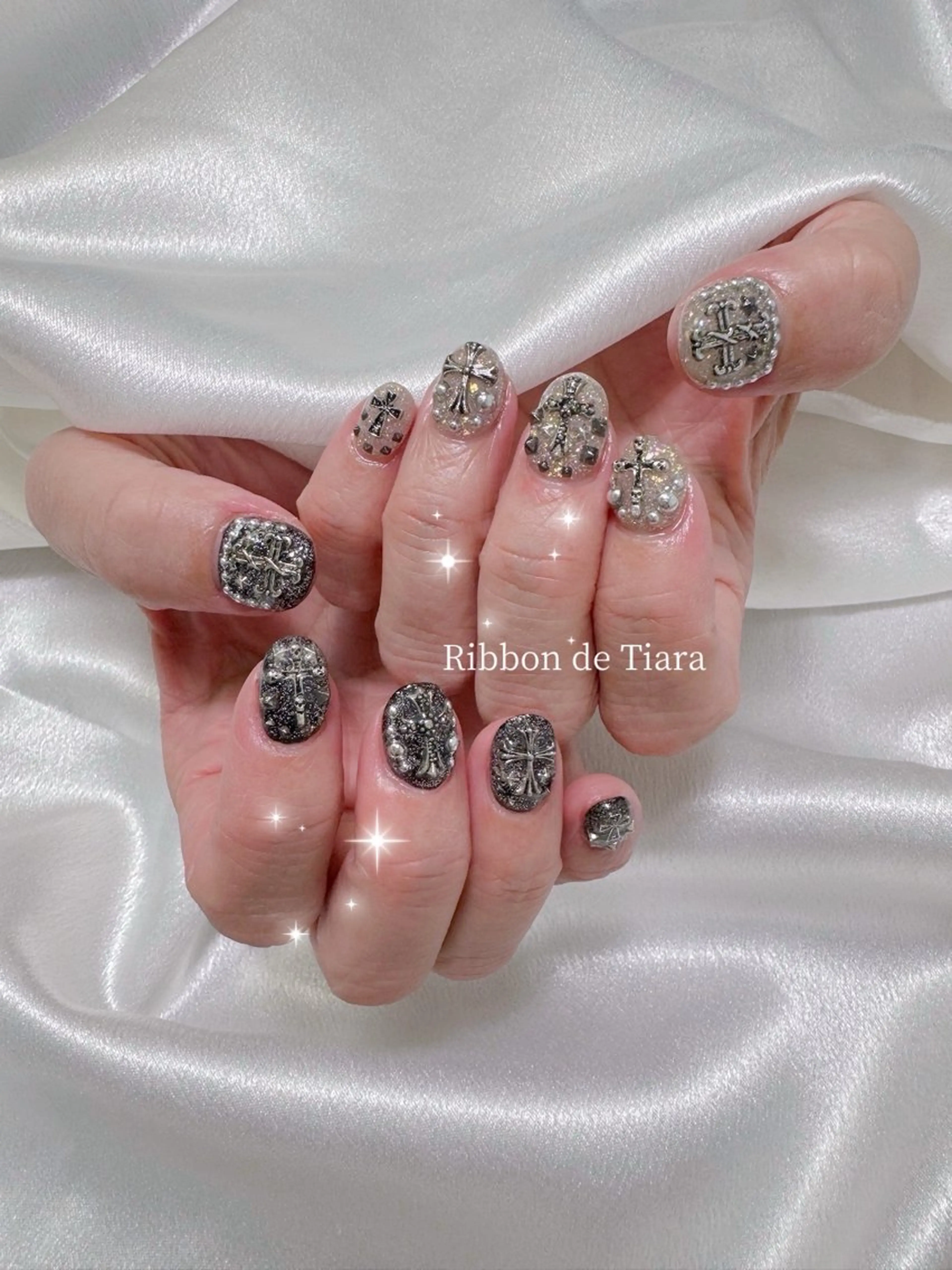 ネイル ハンドネイル オーナーネイリスト MAKIのネイルデザイン