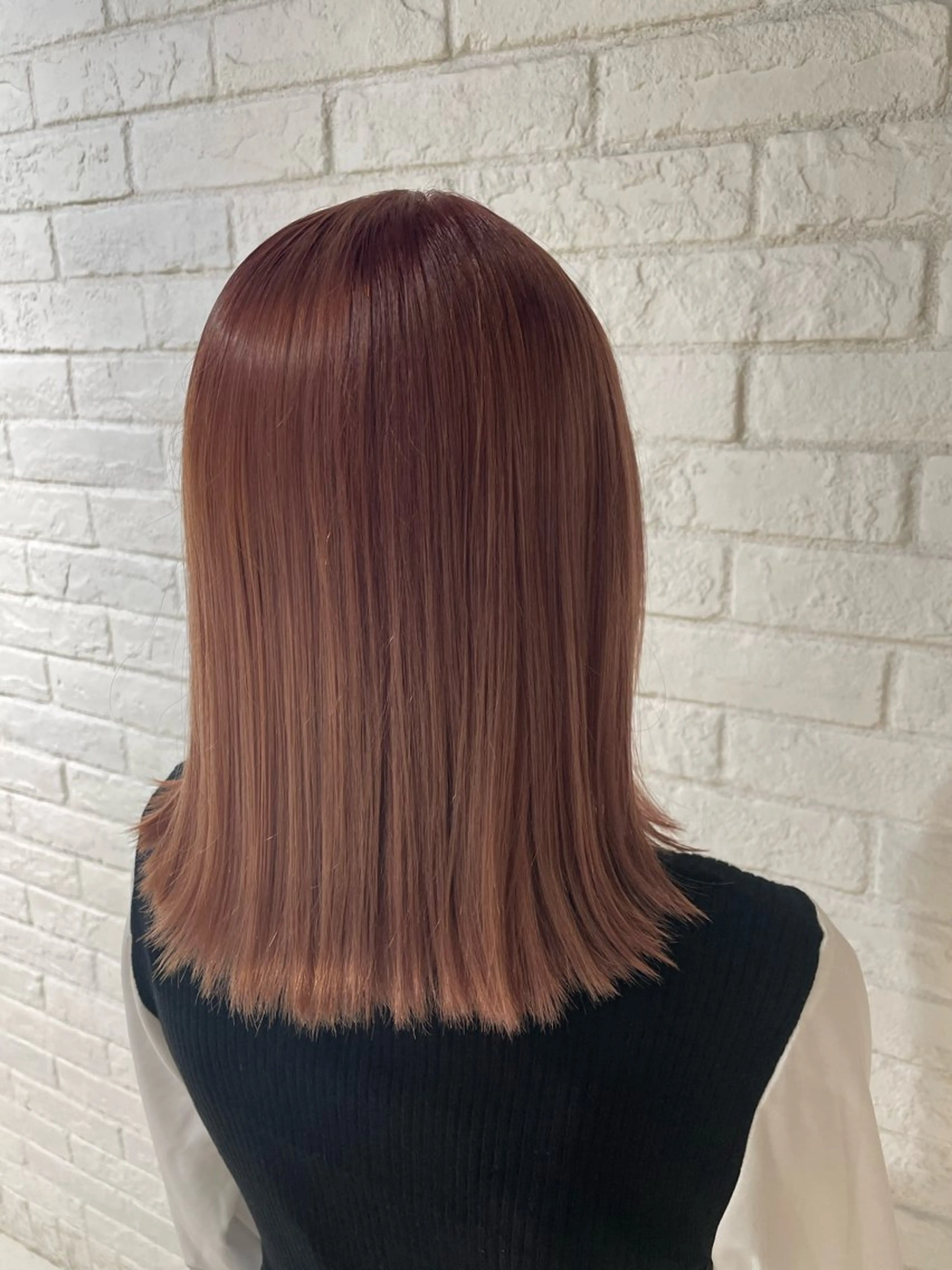 ミディアム カラー カット ヘアカラー トリートメント deseo 透明色艶カラーツバサのヘアスタイル