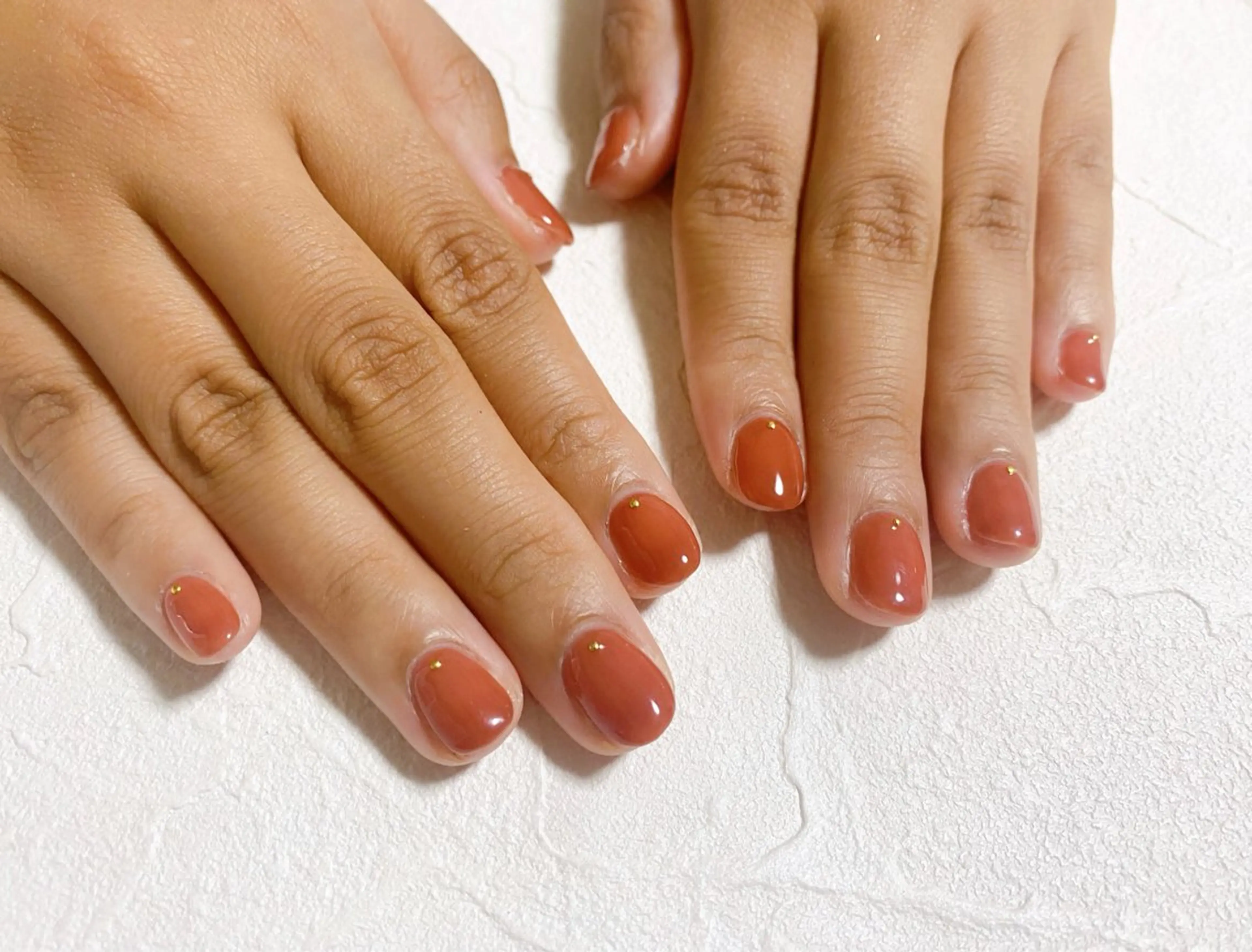 ネイル オーロラネイル ブラウン フットネイル フレンチネイル ジェルネイル ハンドネイル kiki nail たまプラーザのネイルデザイン