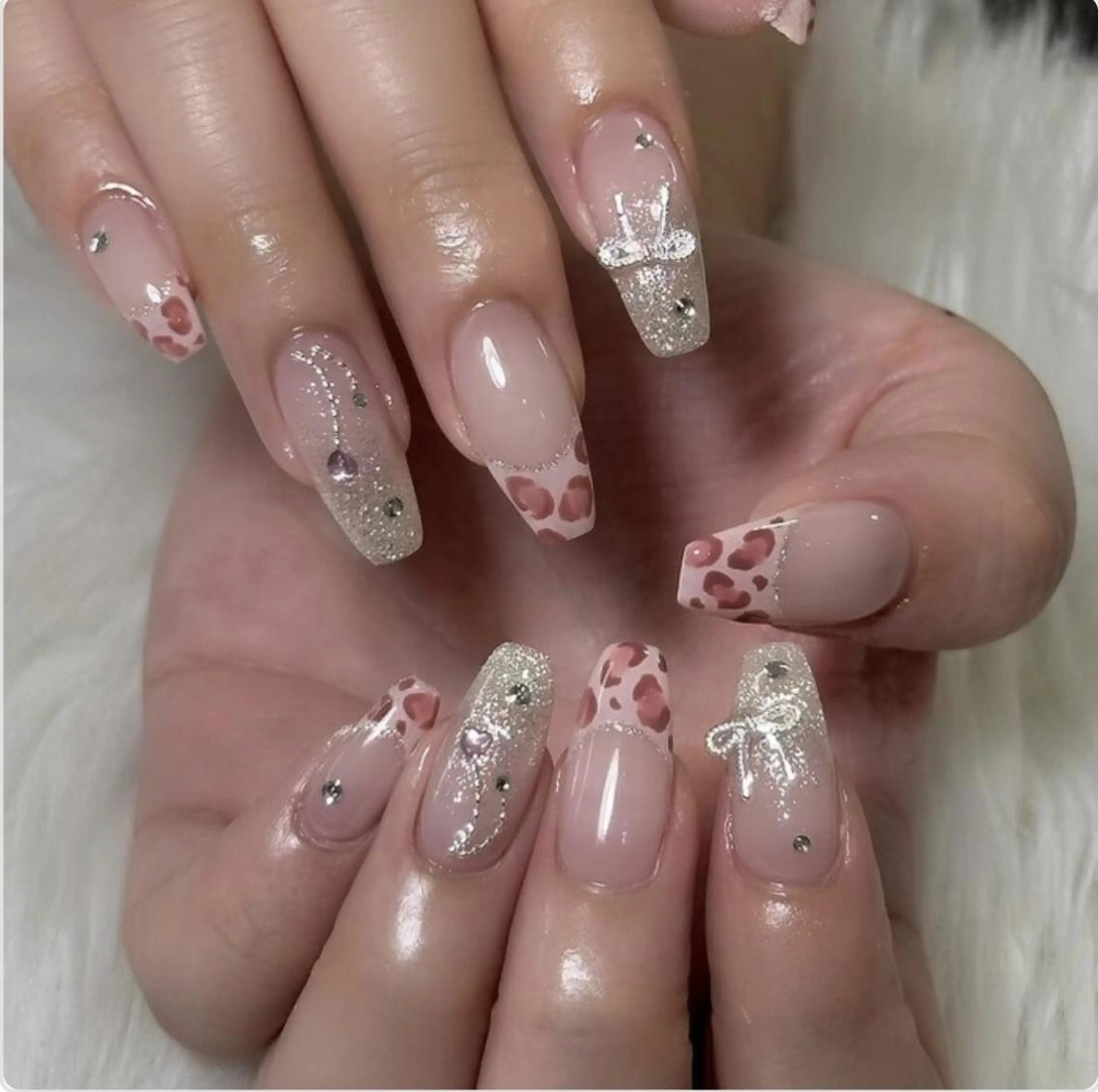 ネイル 南森町rebest 💅nailのネイルデザイン