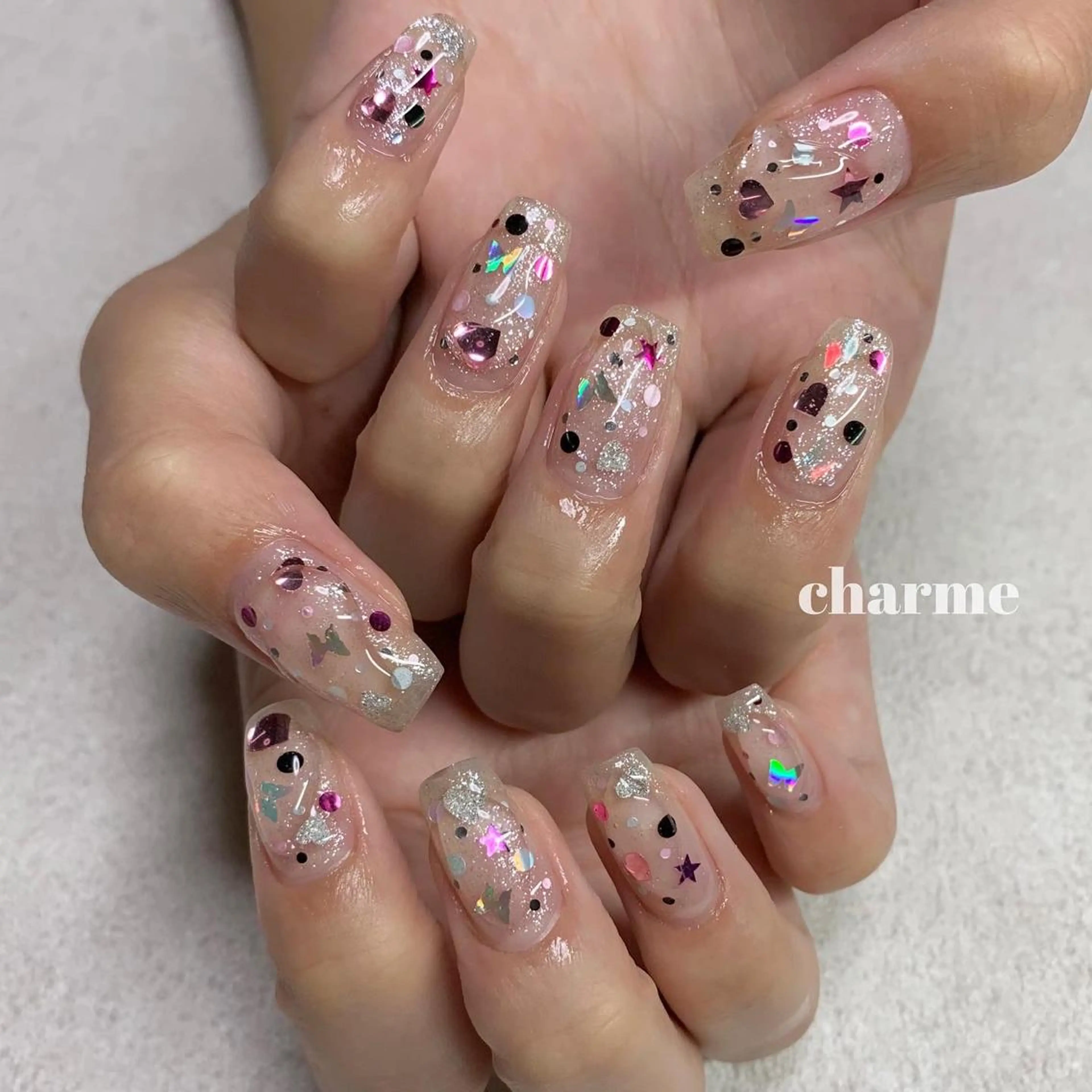 ネイル キラキラネイル charme所属・. SHIORIのネイルデザイン