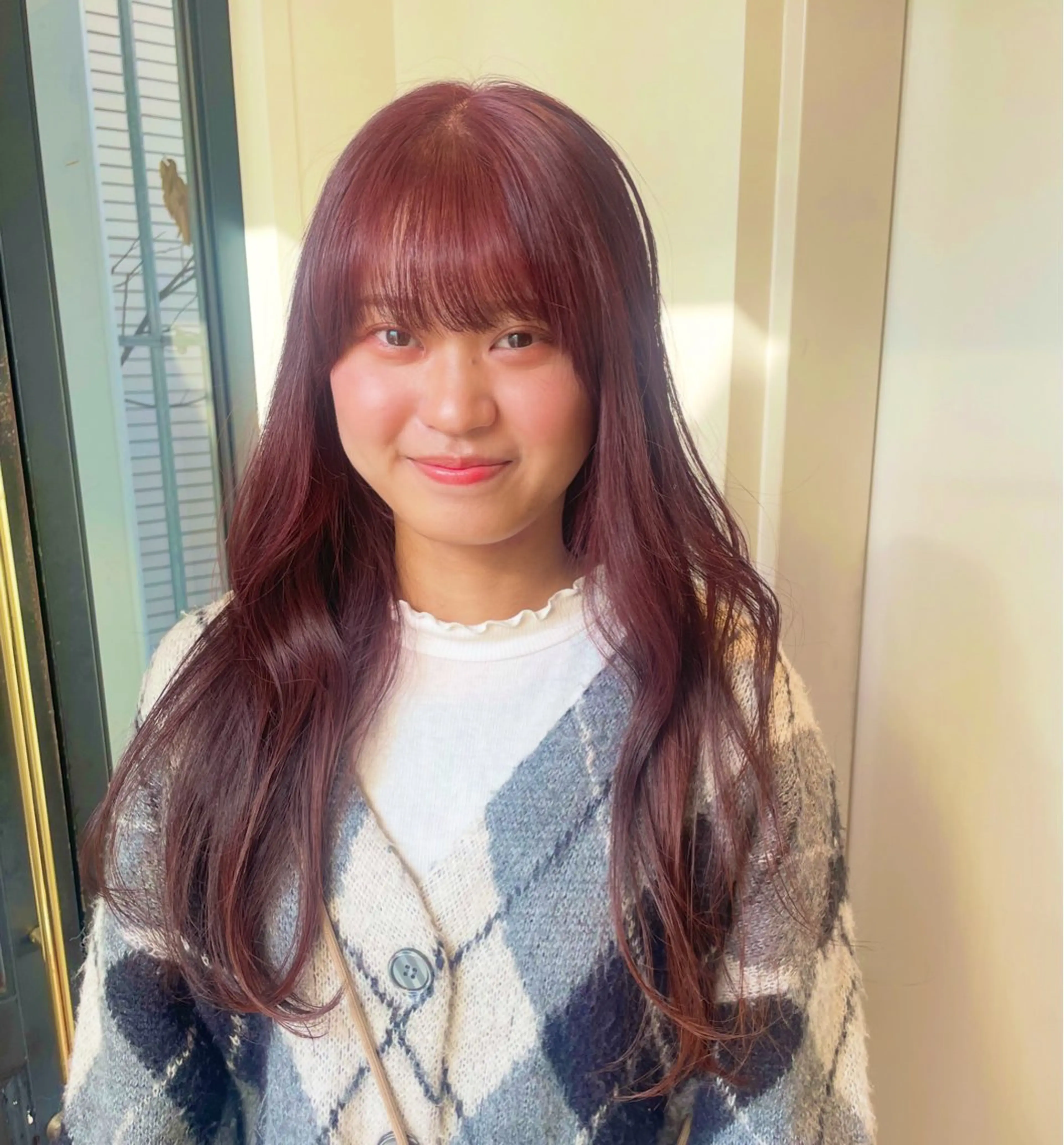 ロング カラー パーマ ボルドーカラー ダブルカラー ヘアカラー ローネス銀座店所属・森山 陽菜のヘアスタイル