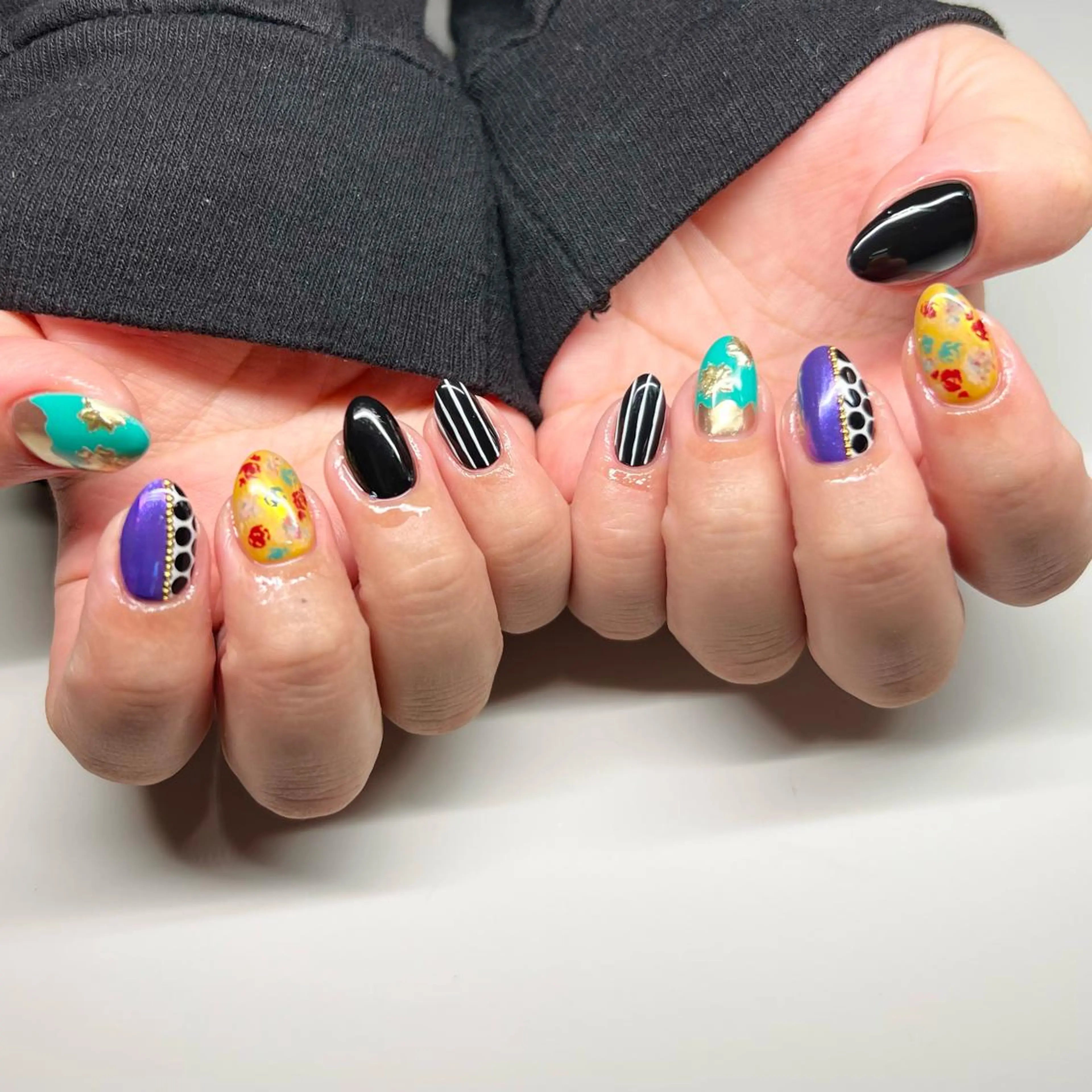 ネイル WEZU NAILのネイルデザイン