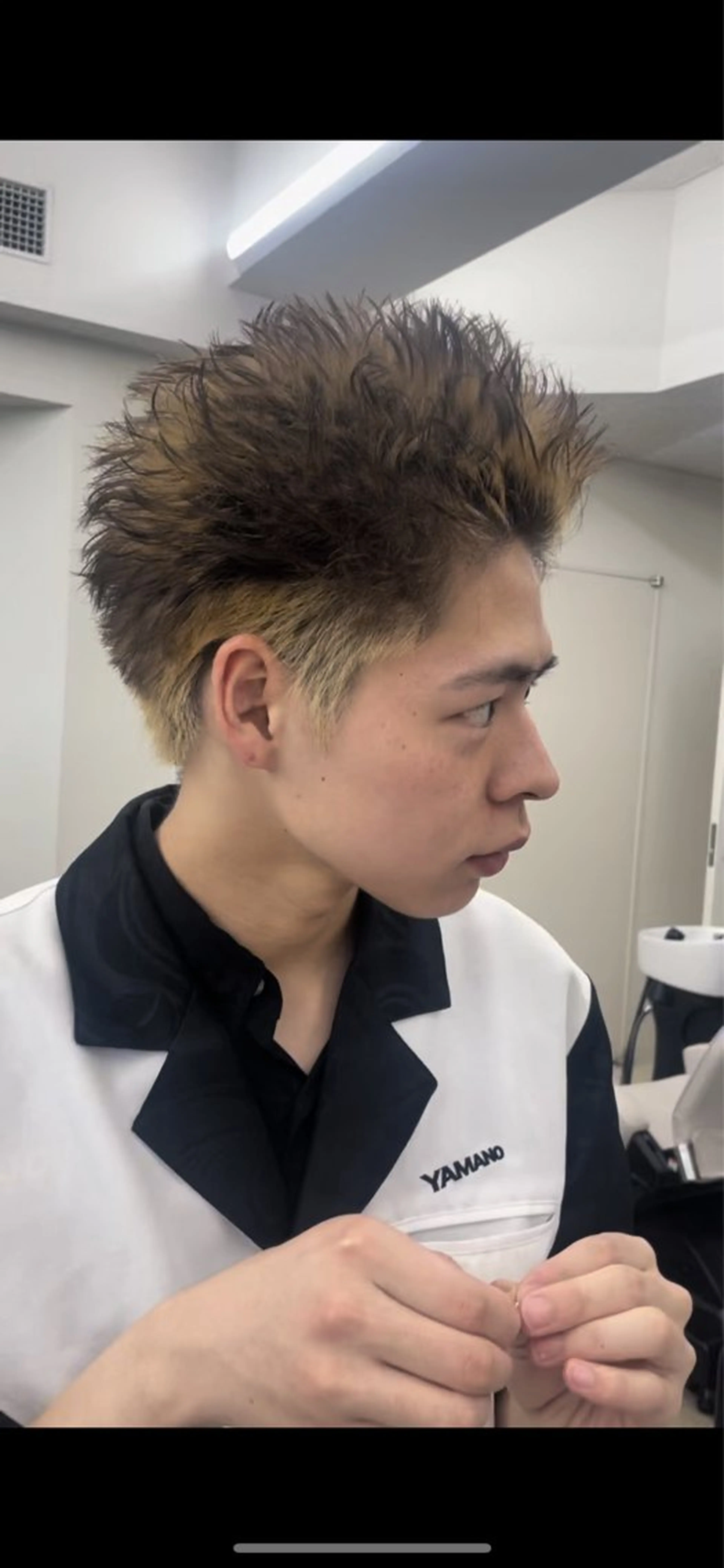 カラー メンズ センターパート メンズハイライト メンズメッシュ マッシュ メンズパーマ 波巻き/サーフカール 🌊吉野裕稀のヘアスタイル