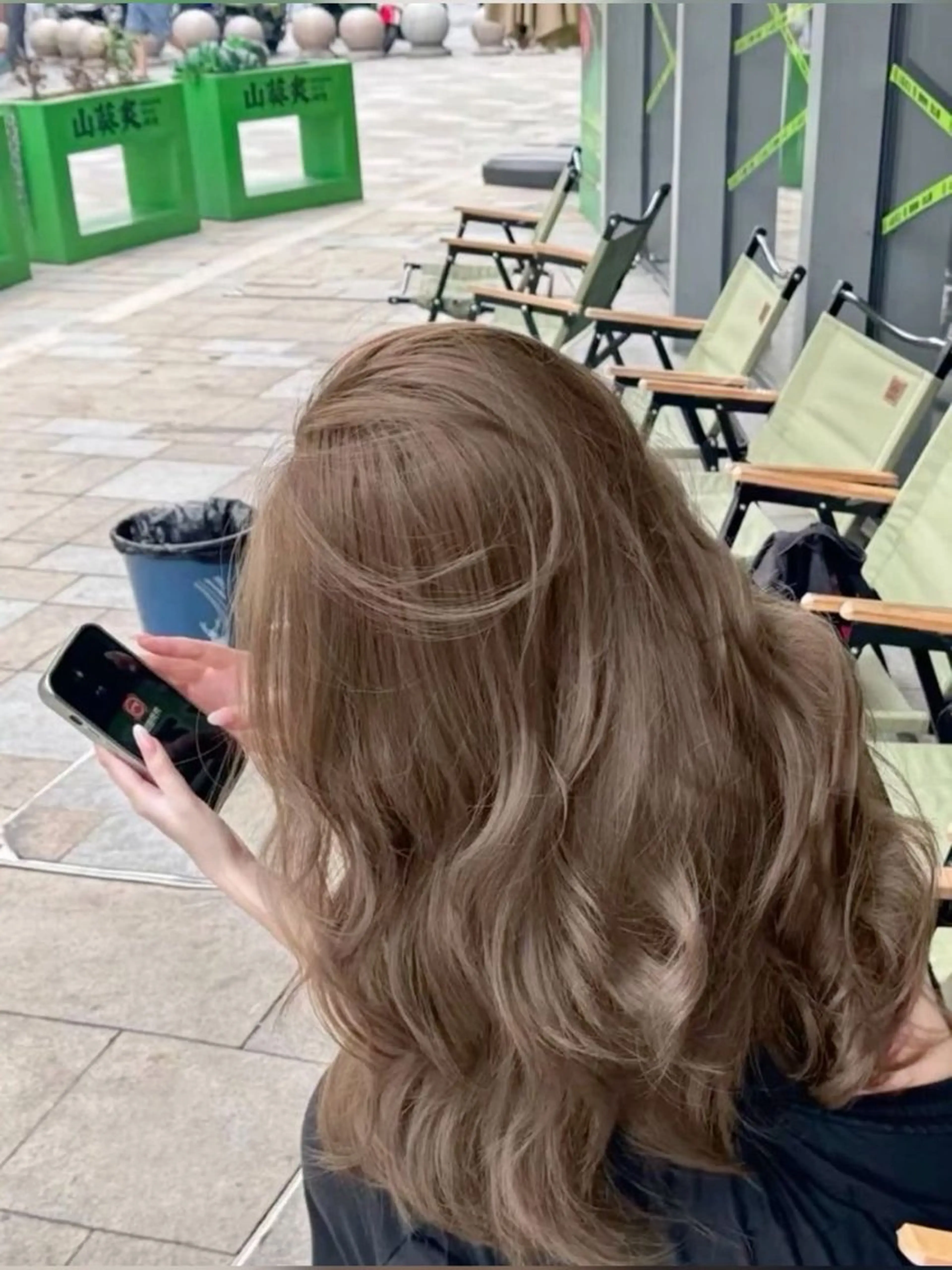 カラー マエダ シオンのヘアスタイル