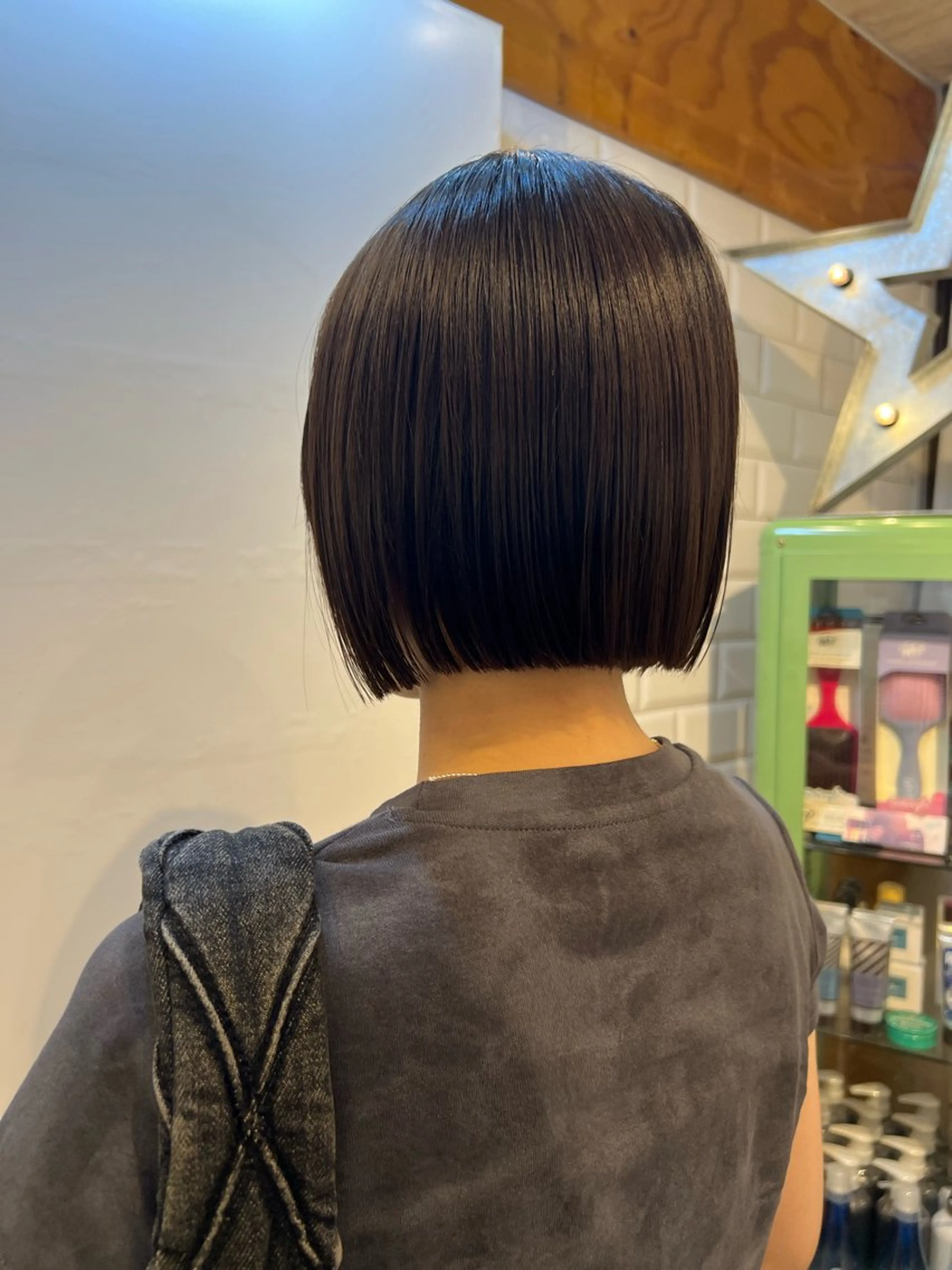 ショート ボブ 縮毛矯正 カット 縮毛矯正 トリートメント KANA/ボブ/ インナーカラー/艶髪のヘアスタイル