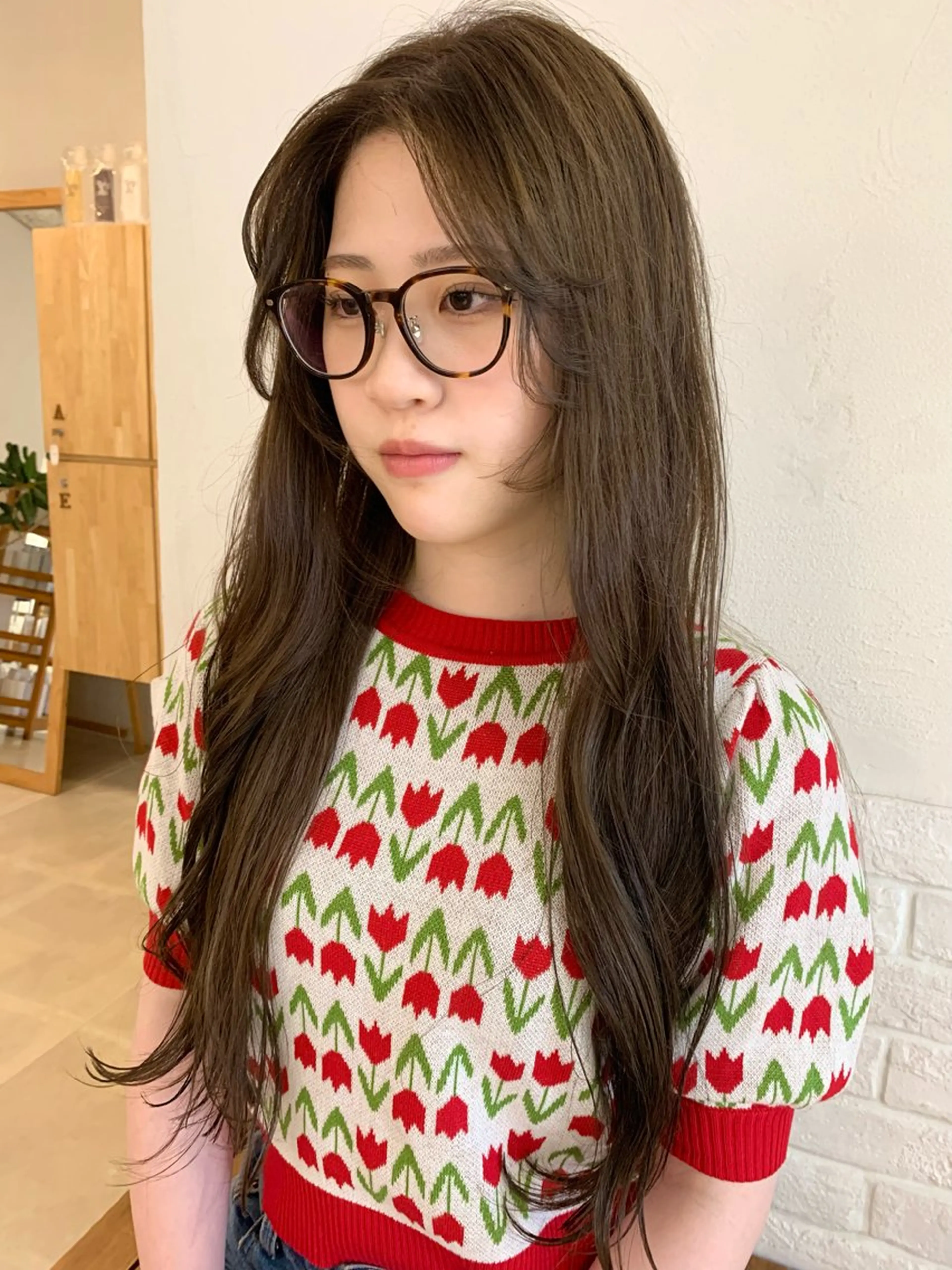 ロング カラー ベージュカラー オリーブベージュ 顔周りカット 韓国風ヘア 🩰淡色カラー／ 南ゆかり（女性のみ）のヘアスタイル