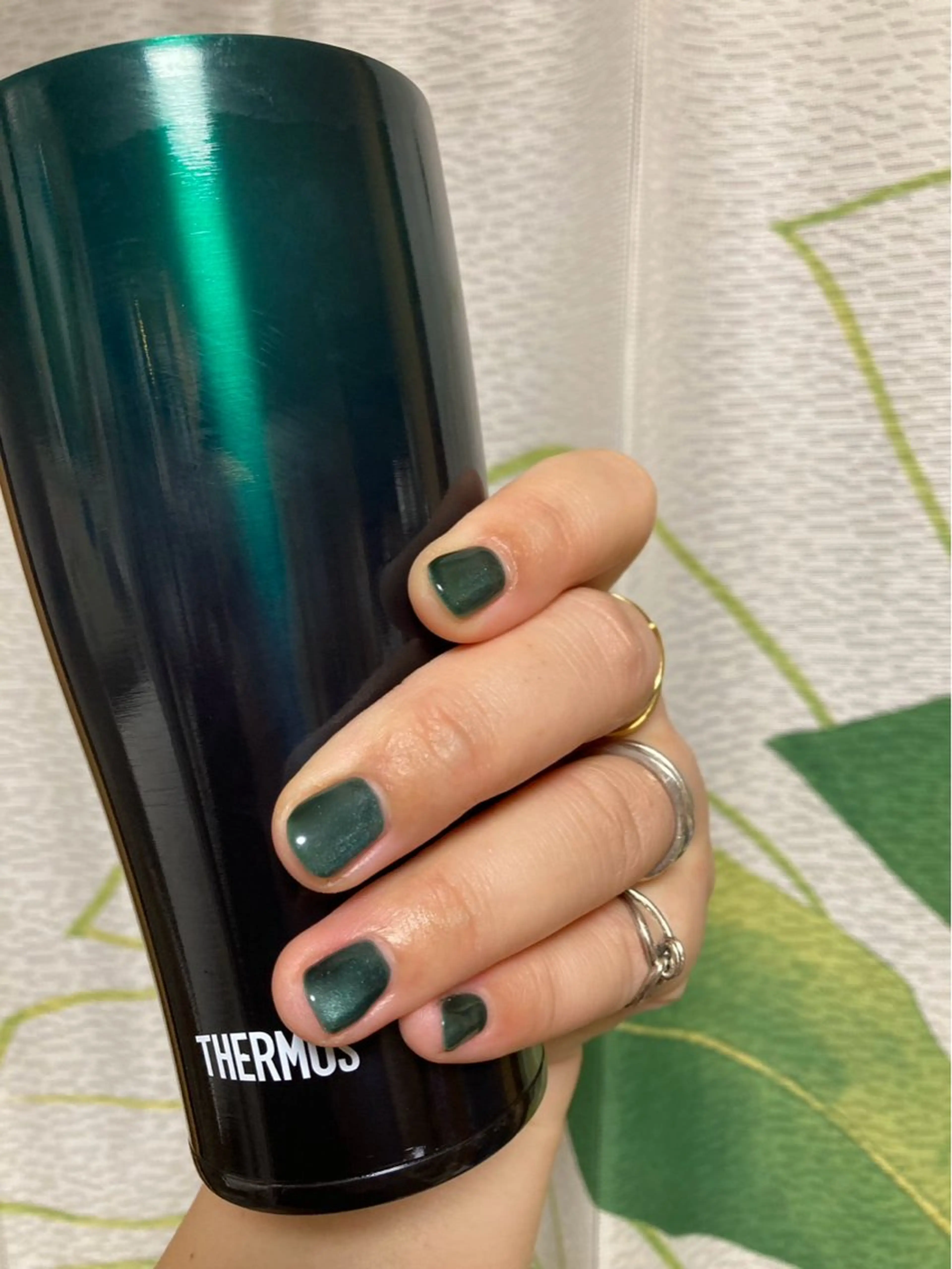 ネイル グリーン マグネットネイル ハンドネイル Claro(クラロ) ネイル&デザインのネイルデザイン