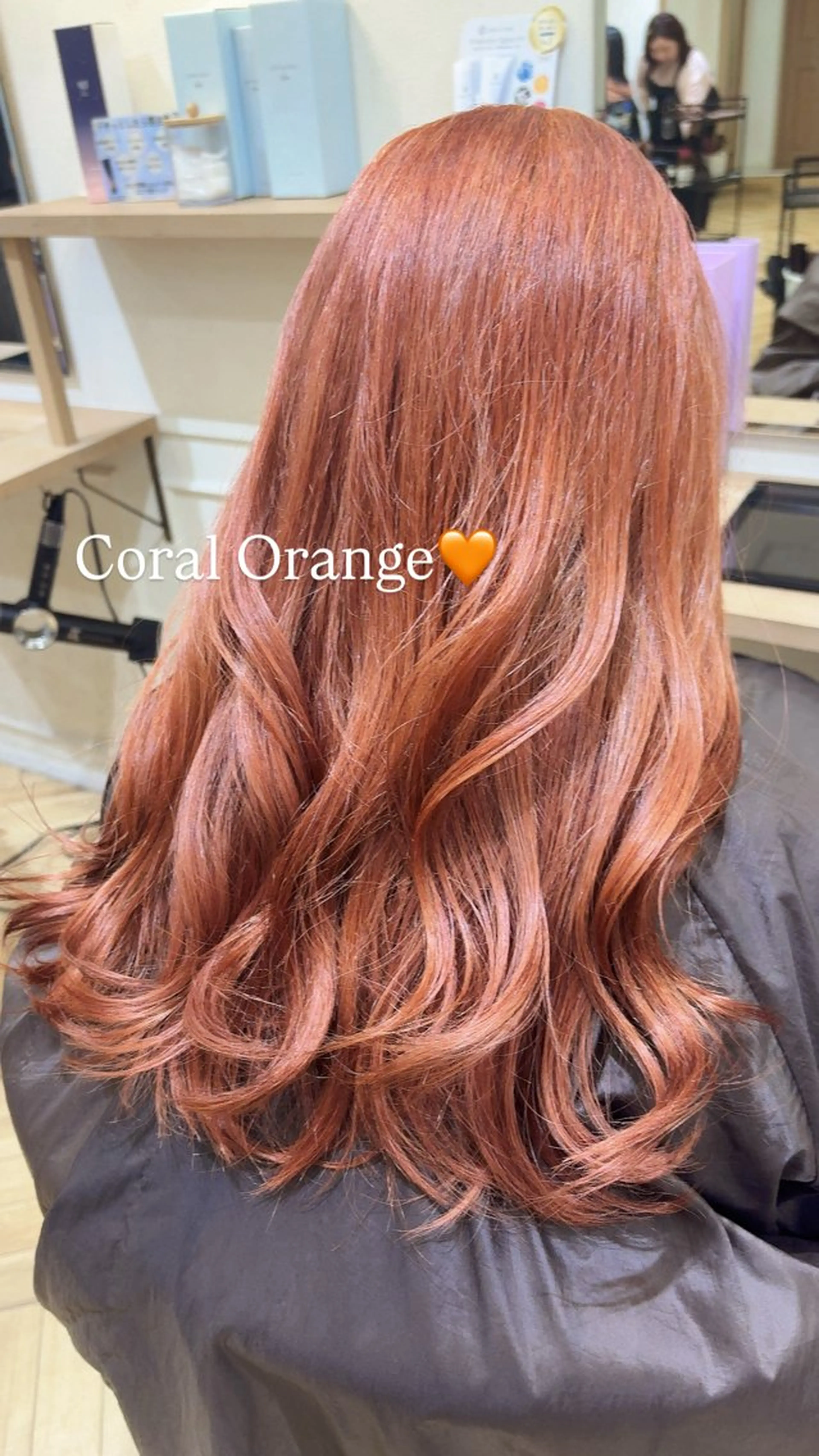 ロング カラー ブリーチ オレンジ 🌷MIREA🌷 LUANA 難波店のヘアスタイル