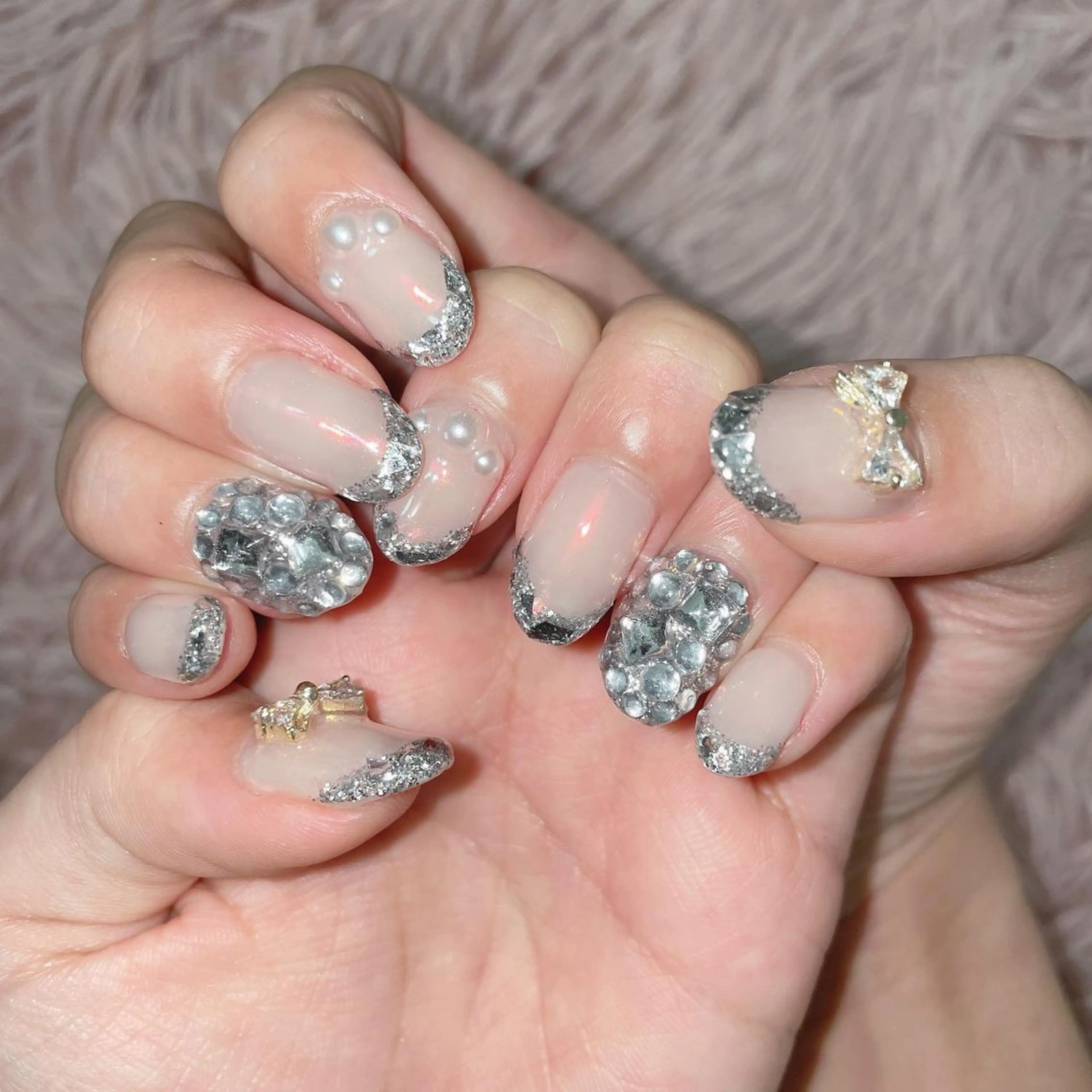 ネイル フレンチネイル ガラスフレンチ 持ち込み ストーンネイル ネイルケアサロン Campanulaのネイルデザイン