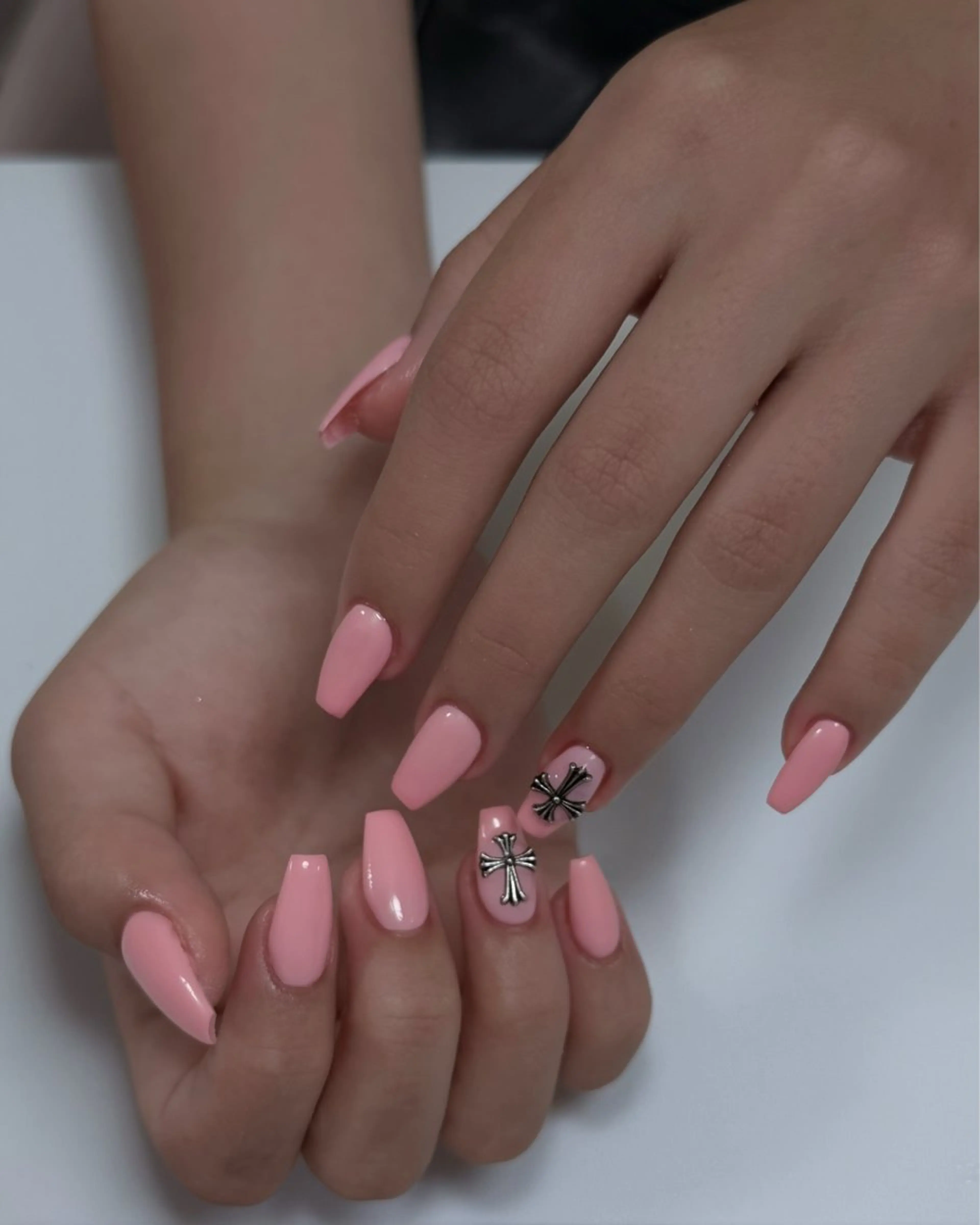 ネイル ハンドネイル BERA NAILSのネイルデザイン