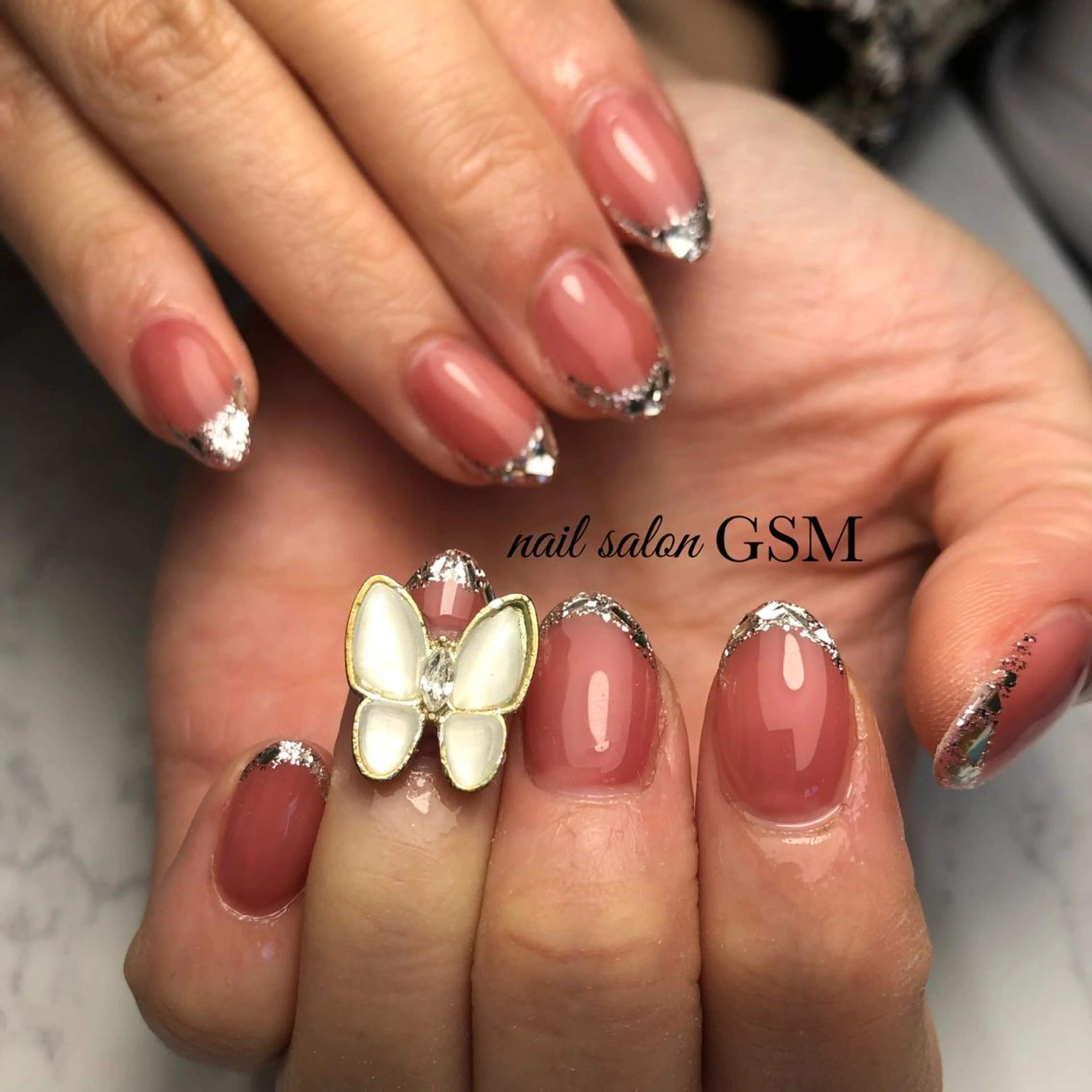 ネイル フレンチネイル ガラスフレンチ nail salon GSMのネイルデザイン