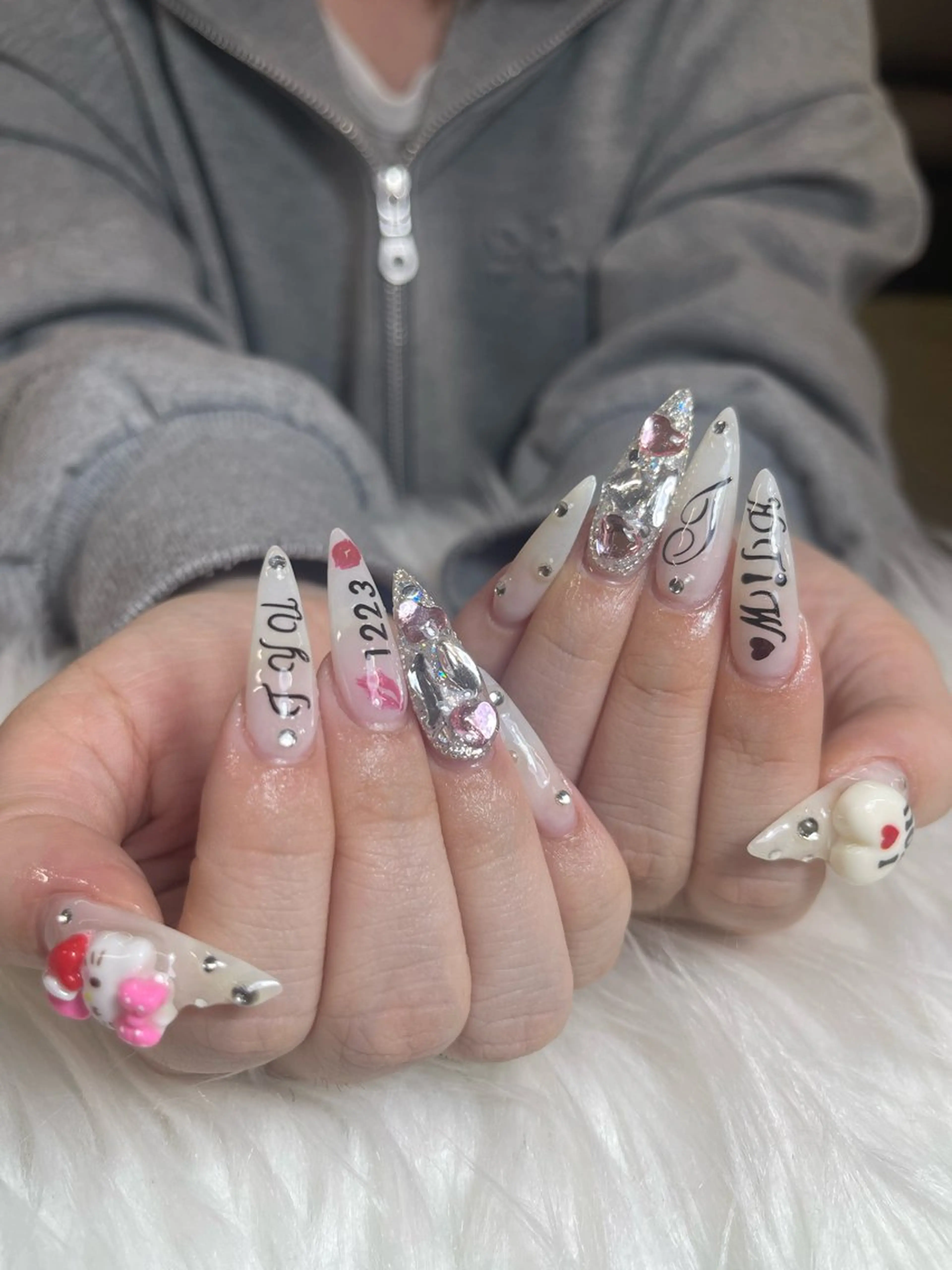 ネイル NiJi Nailsのネイルデザイン