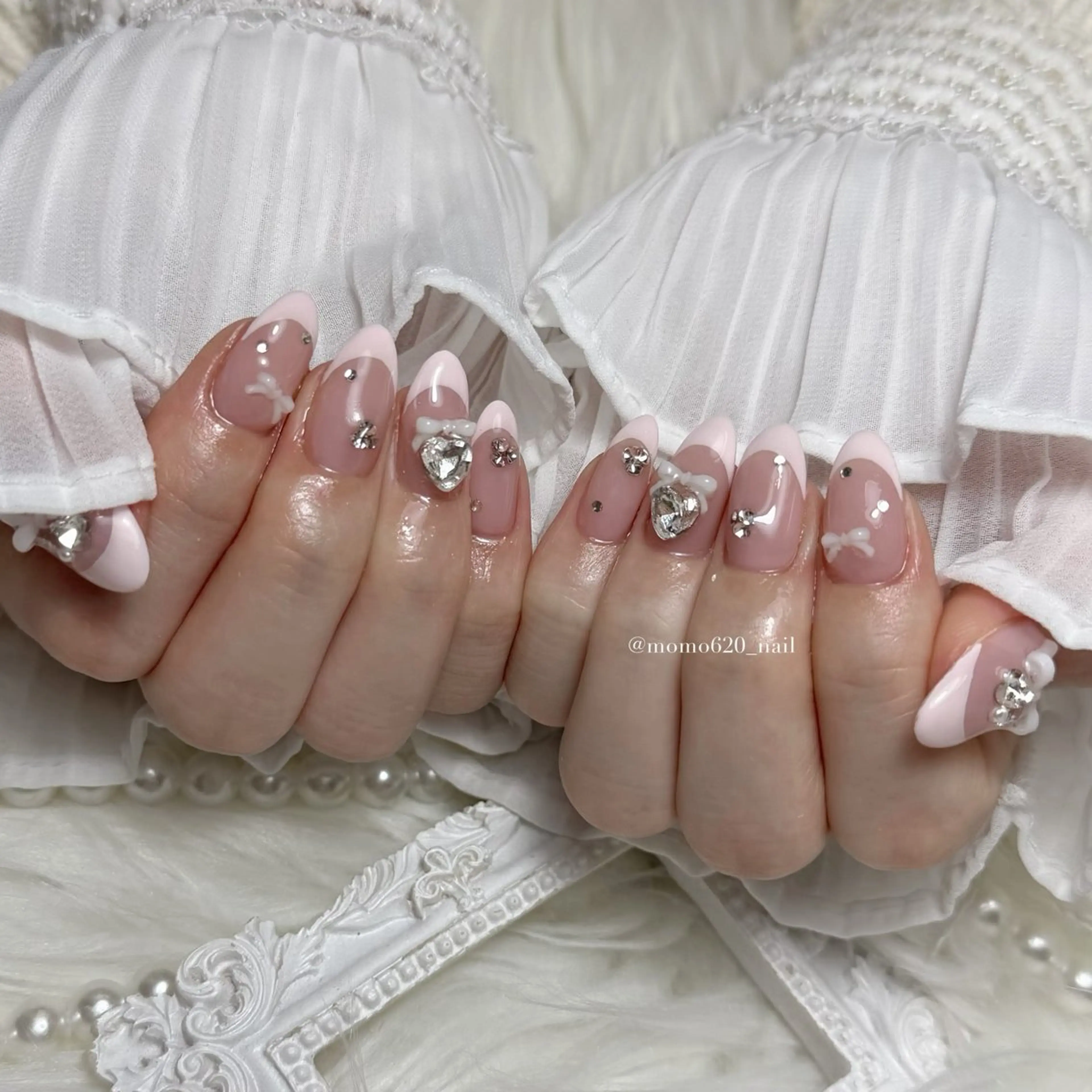 ネイル フレンチネイル ハンドネイル Nail salon Hemiy所属・momoka🤍 四ツ橋のネイルデザイン