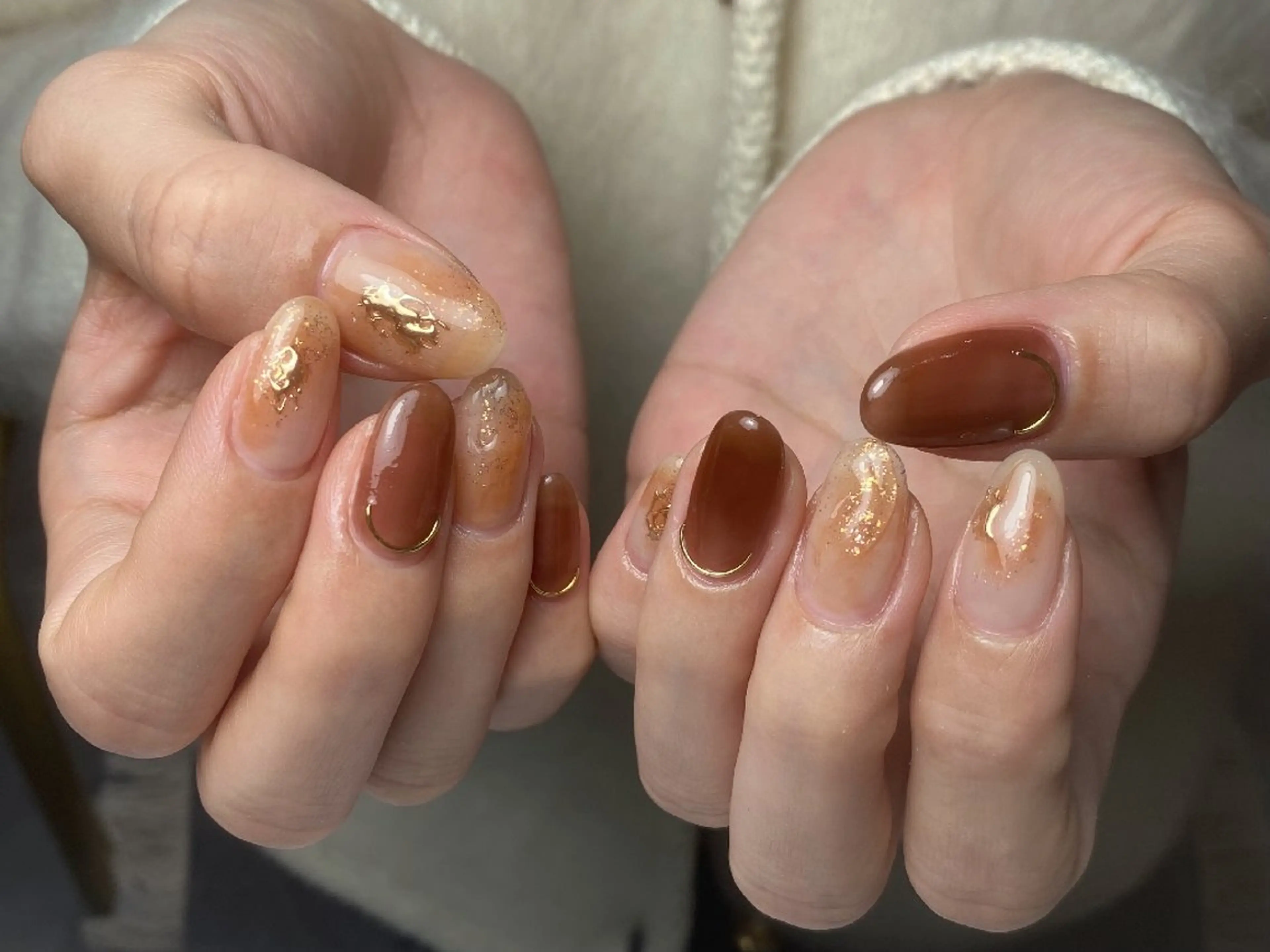 ネイル チークネイル フレンチネイル ジェルネイル ガラスフレンチ キラキラネイル ハンドネイル UM Nail Salonのネイルデザイン