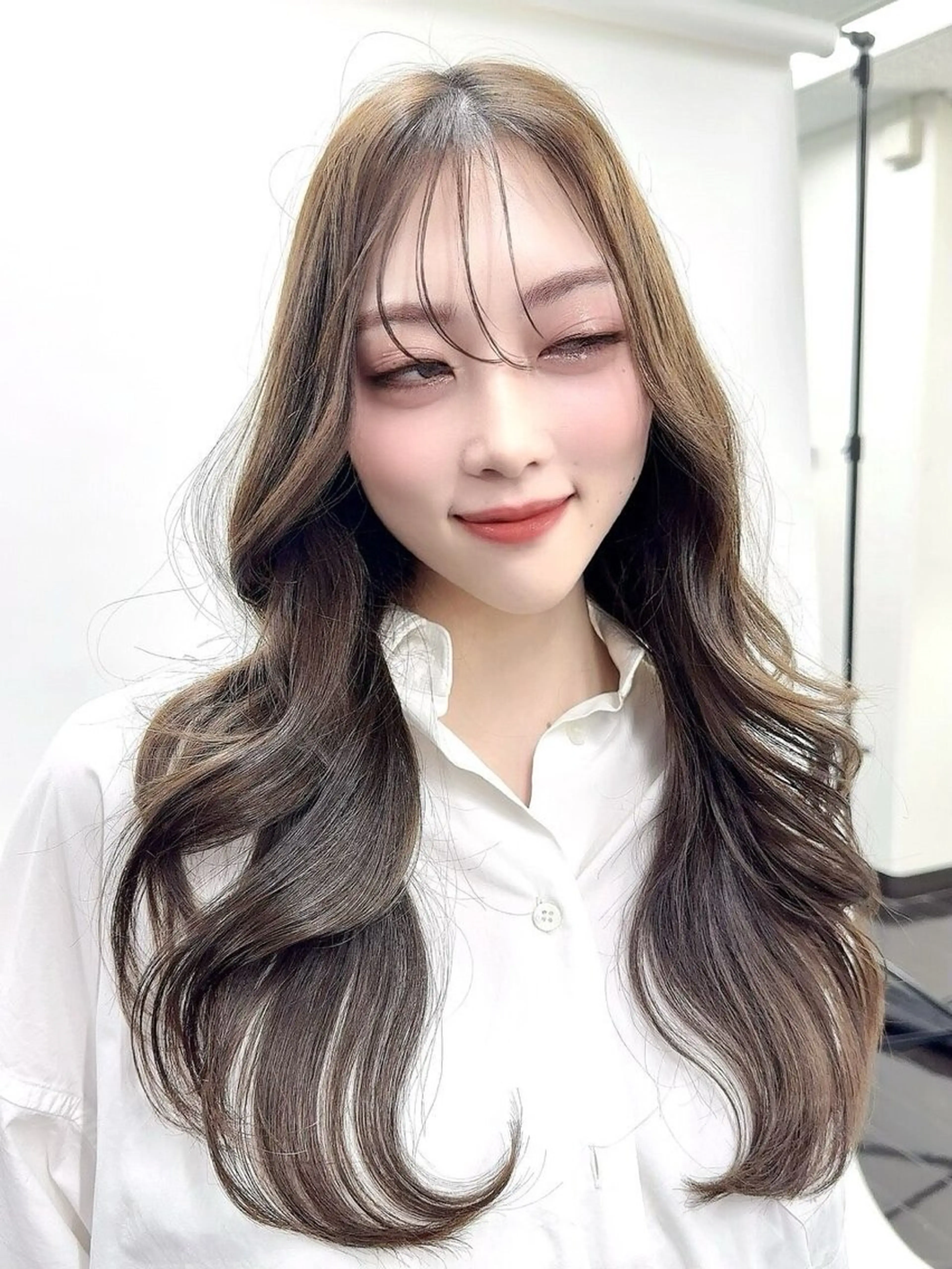 カラー 🌏モリタ トモミ🌈のヘアスタイル