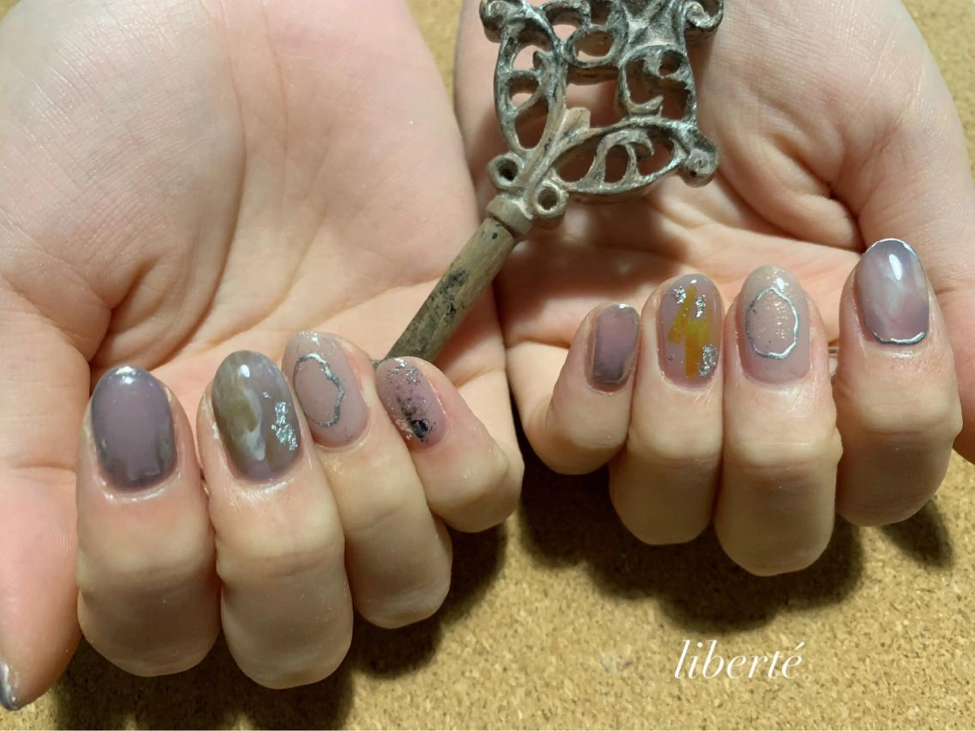 ネイル liberté (リベルテ)のネイルデザイン