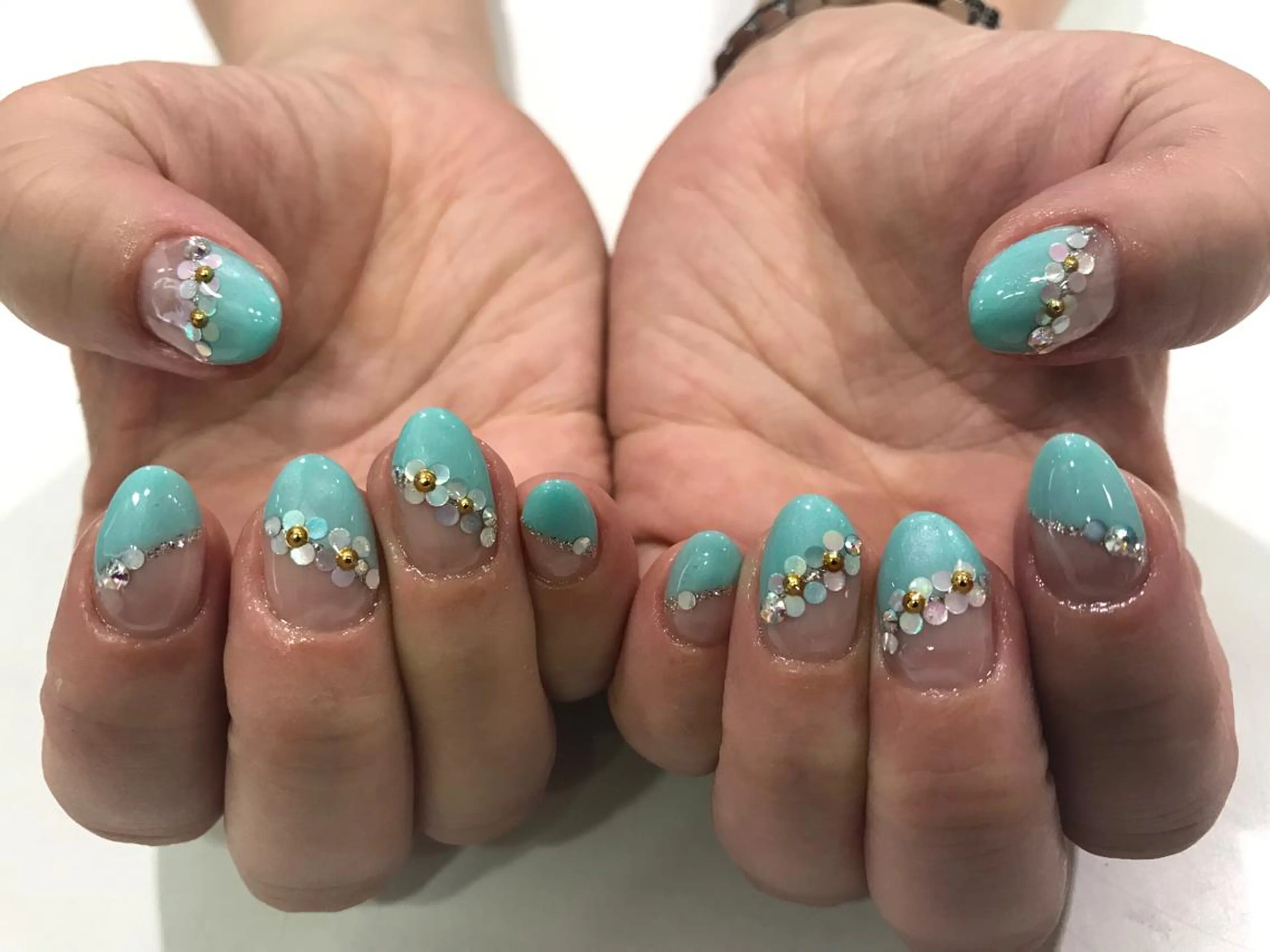 ネイル ハンドネイル ハンドケア Charme. NOBUKOのネイルデザイン