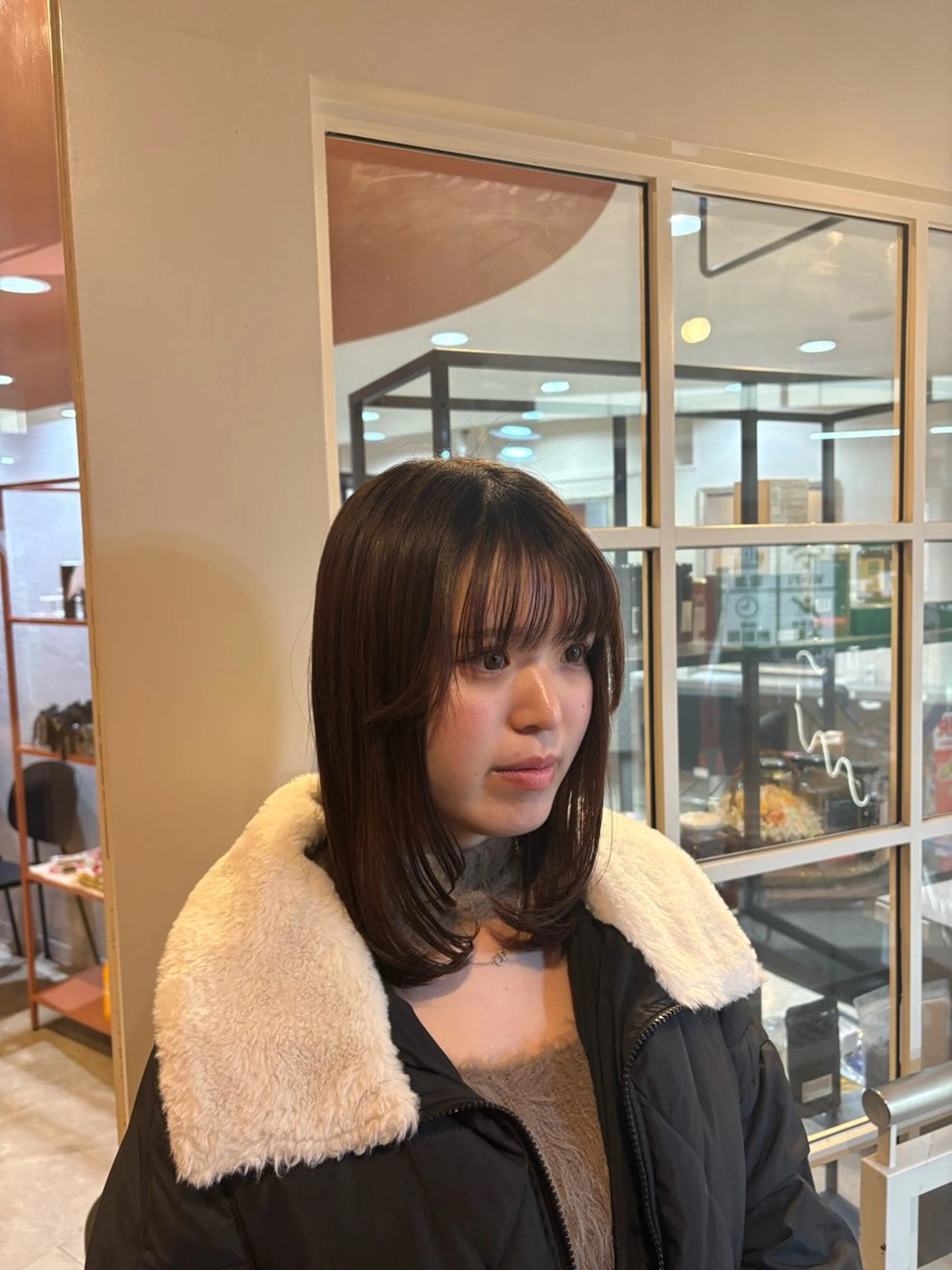 セミロング レイヤーカット 髪質改善/レイヤー/ 大阪/ヨシノヒメカのヘアスタイル